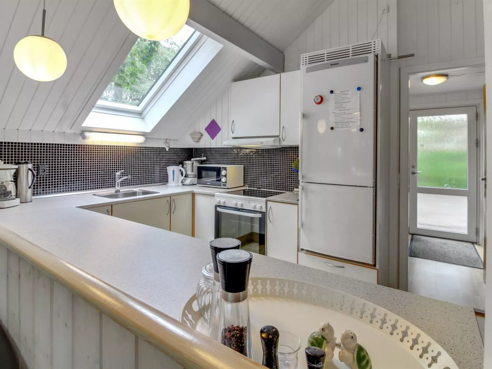 "Asulf" - 31km from the sea-Inside