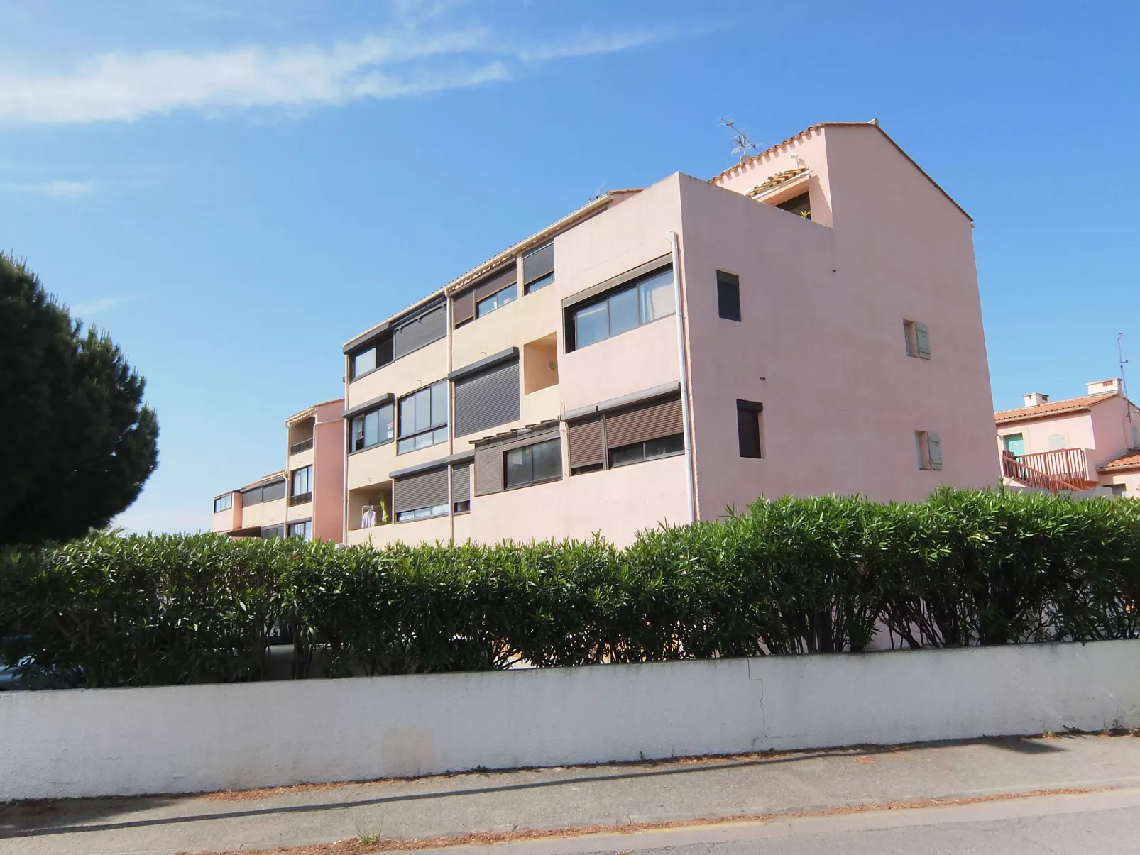 Les Terrasses Fleuries-Outside