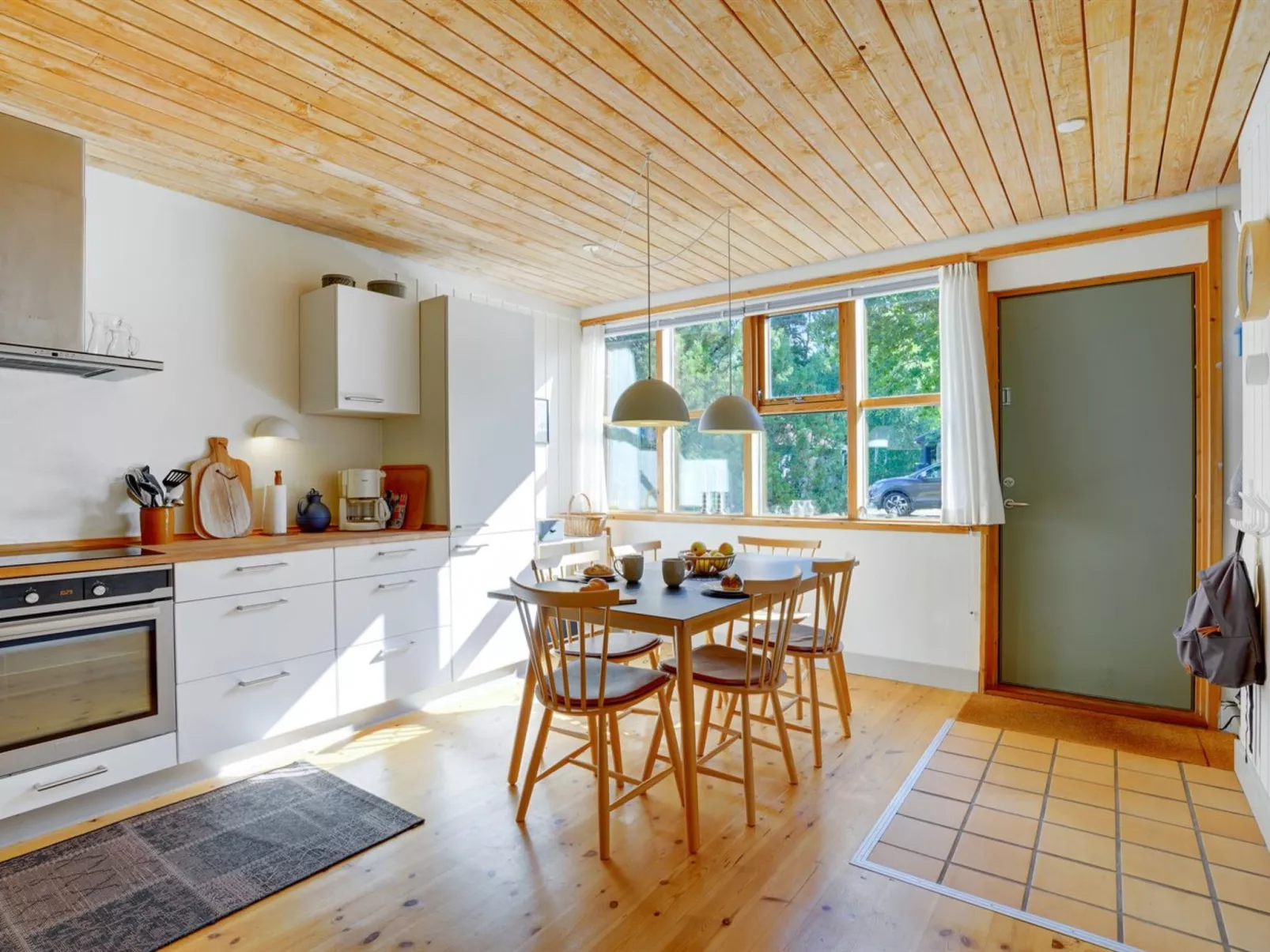 "Nalin" - 350m from the sea-Inside