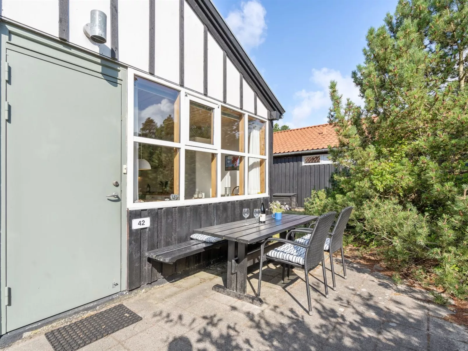 "Nalin" - 350m from the sea-Outside