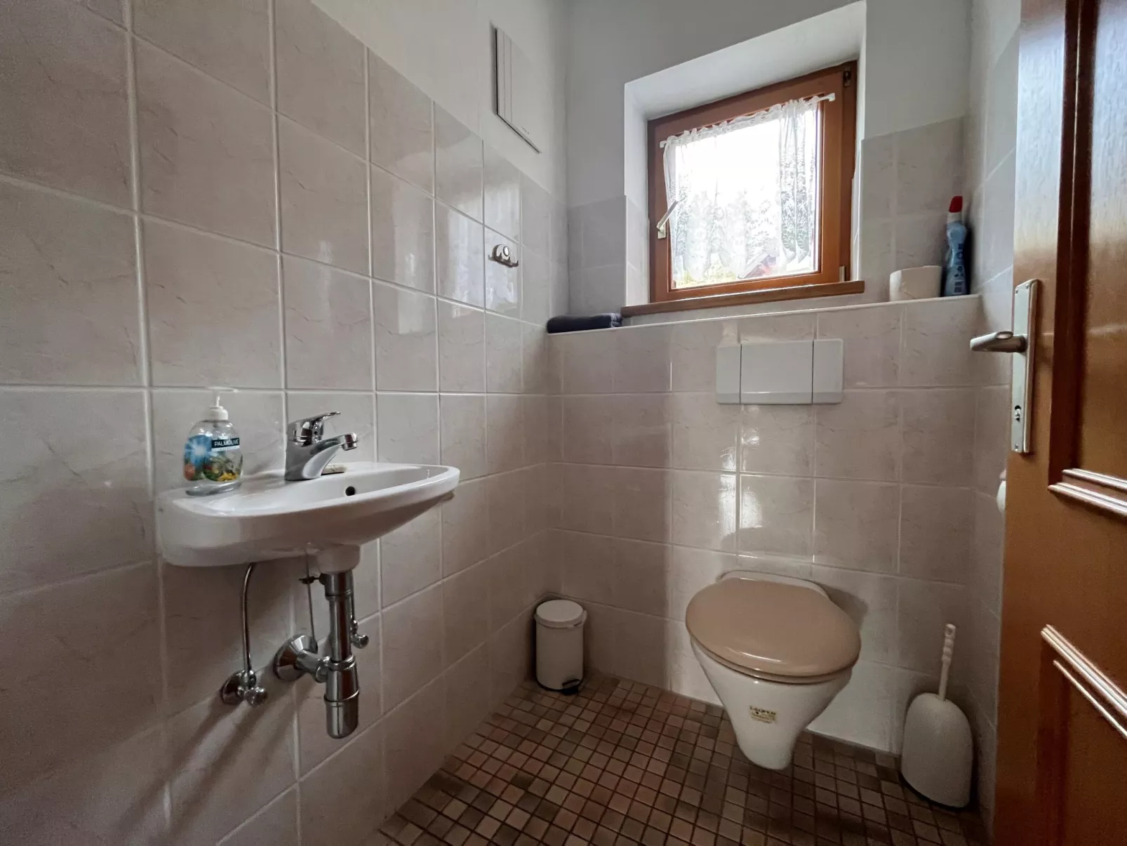 The Orange Apartment-Inside