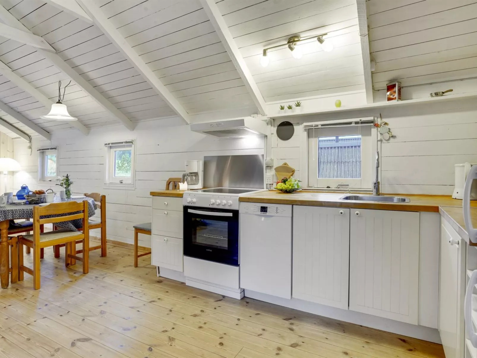 "Tameran" - 700m from the sea-Inside