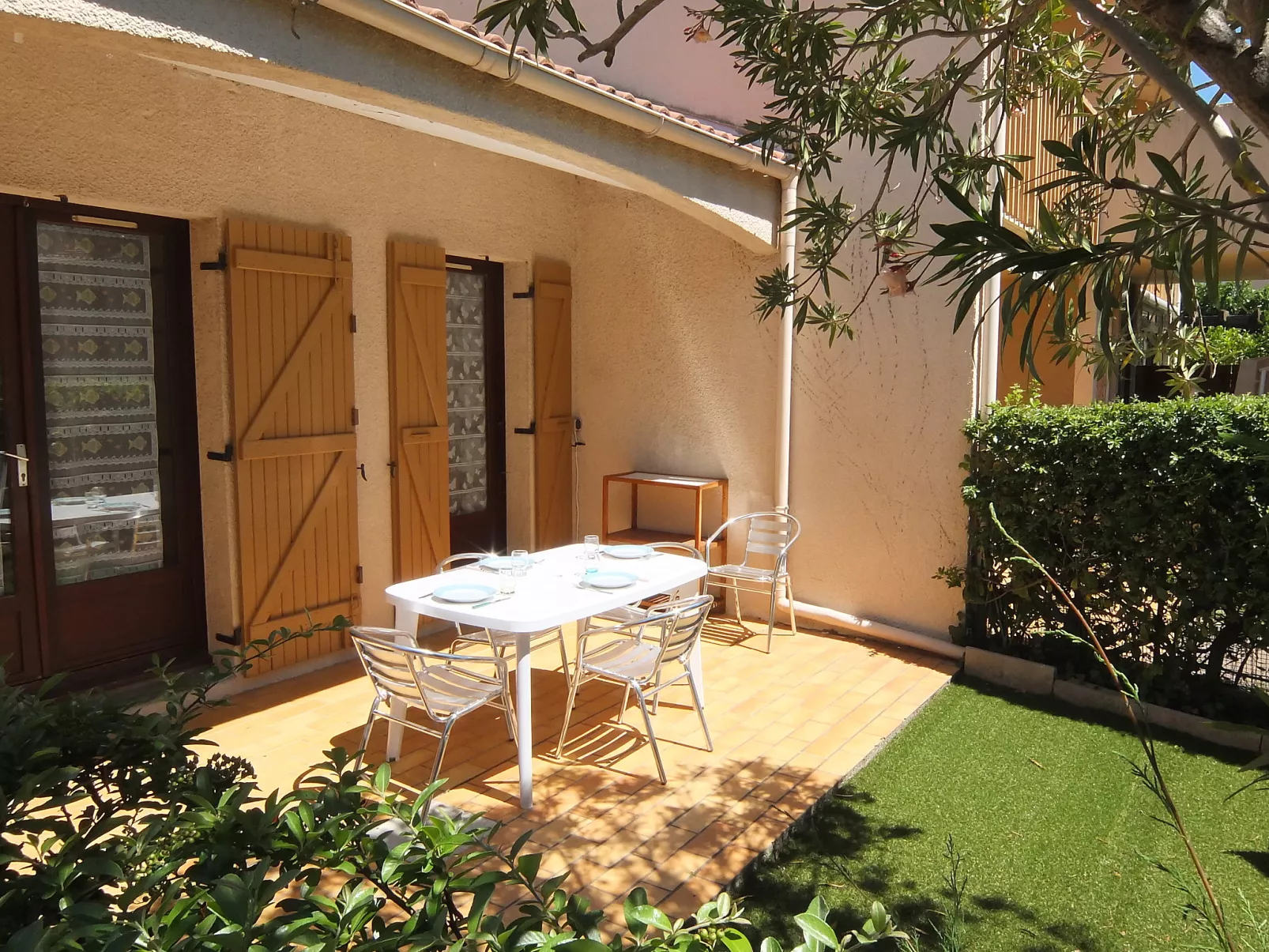 Le Hameau du Rivage-Outside