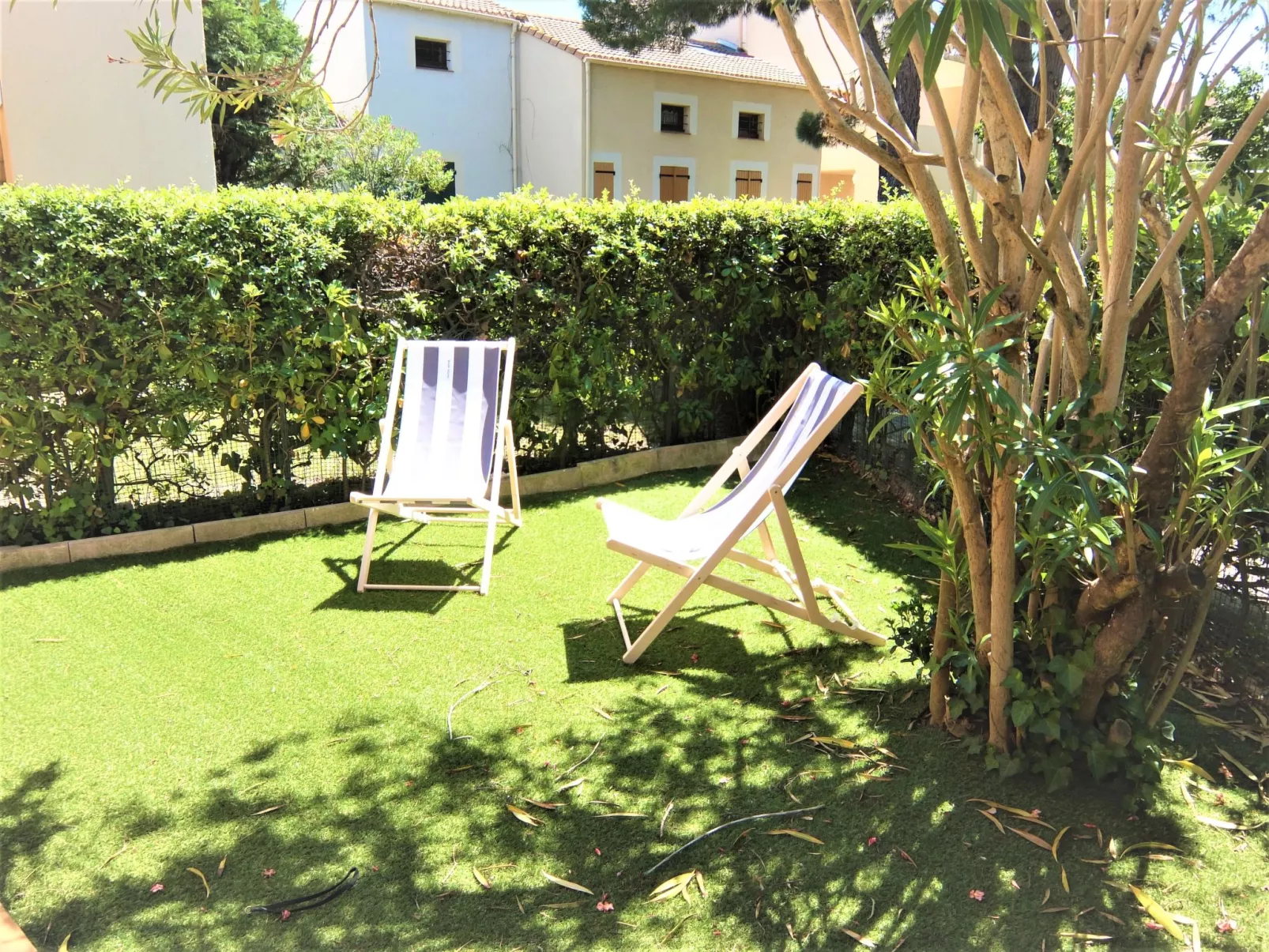 Le Hameau du Rivage-Outside