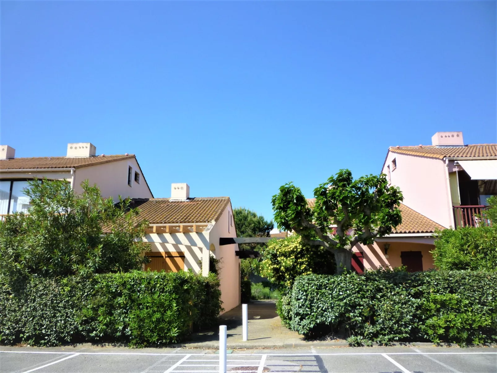 Le Hameau du Rivage-Outside
