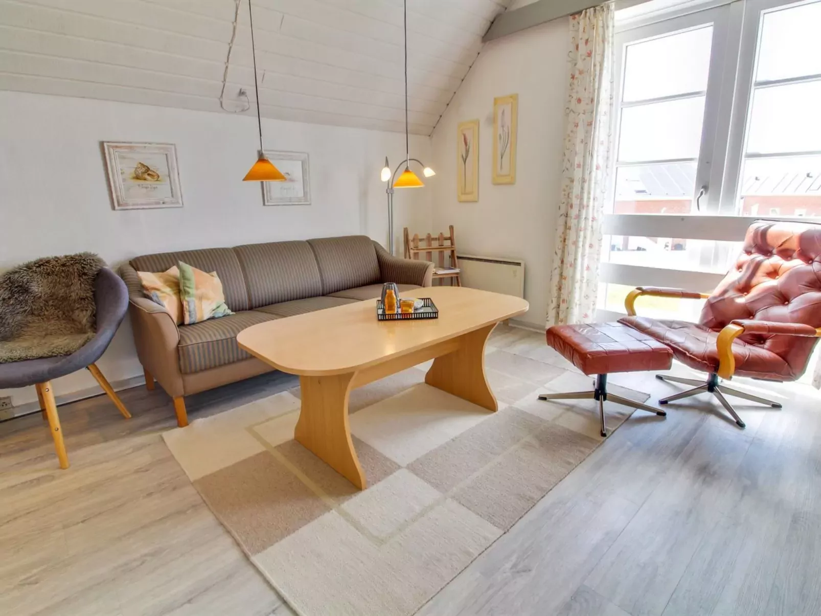 "Rauha" - 2.3km from the sea-Inside