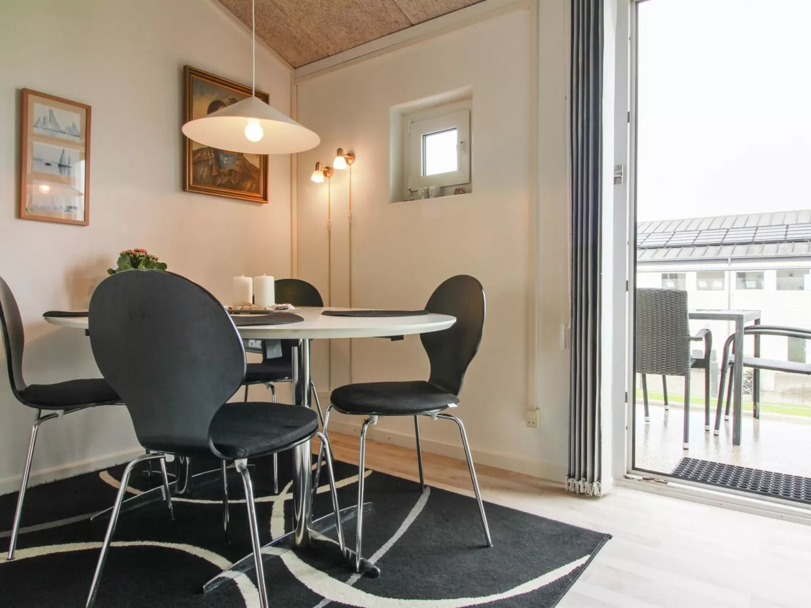 "Cariba" - 150m from the sea-Inside