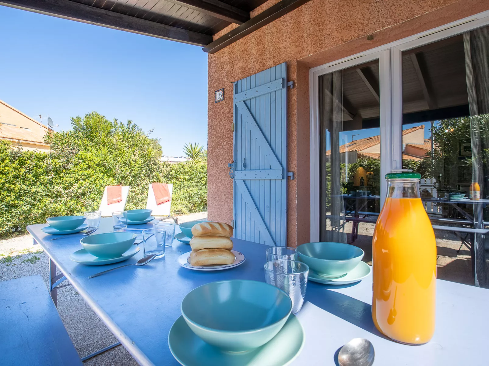 Les Marines du Roussillon-Outside