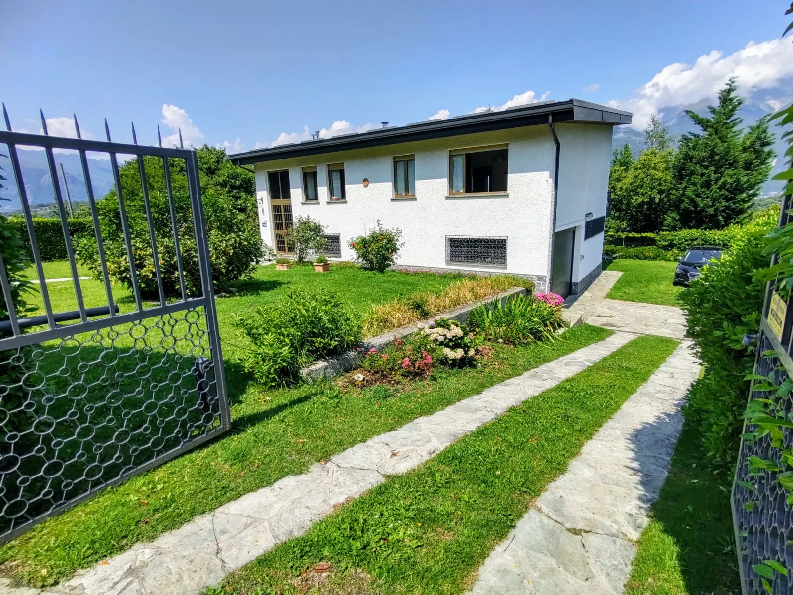 Gelsomino (CCO115)-Outside