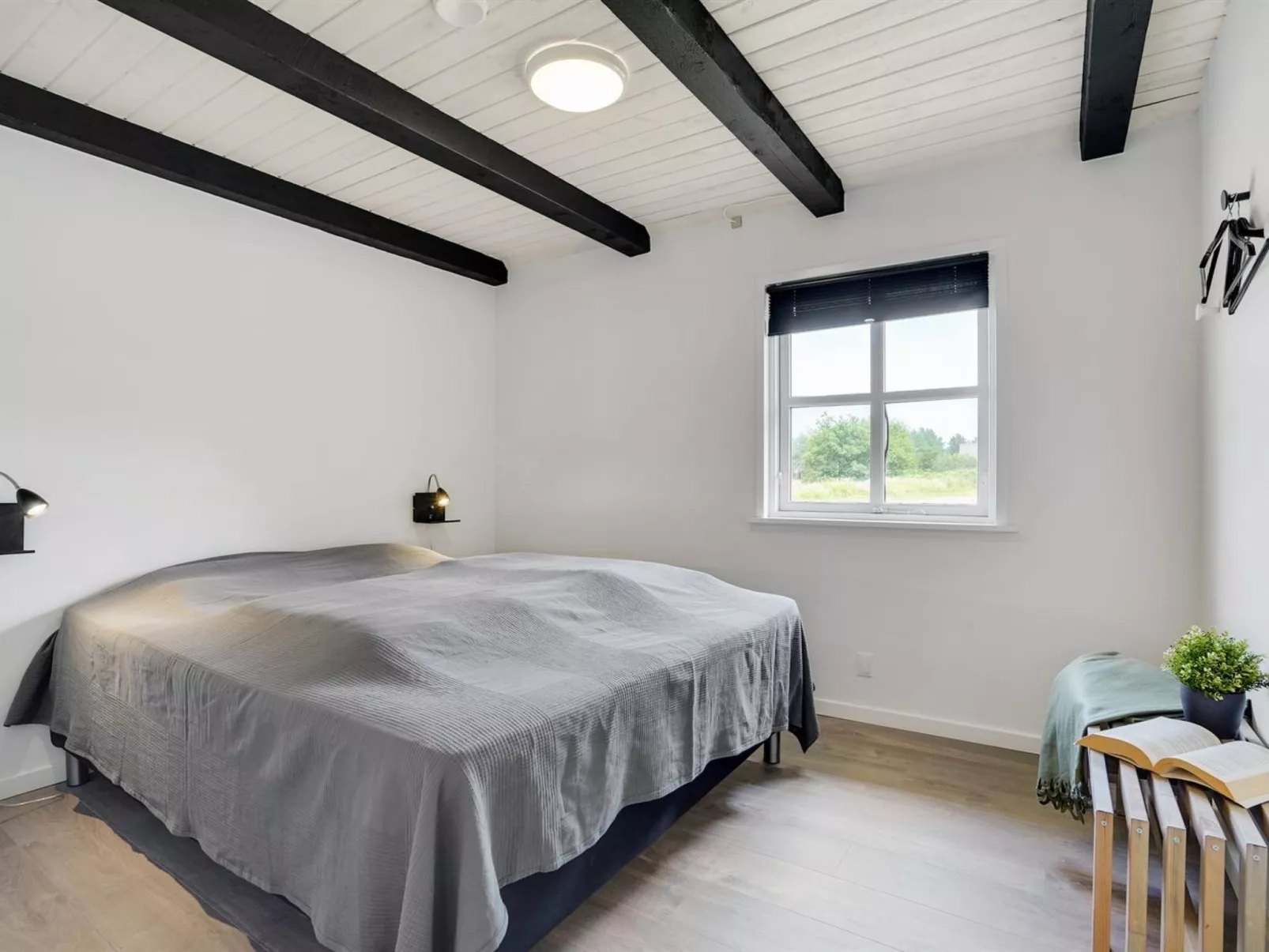 "Madalena" - 2.8km from the sea-Inside