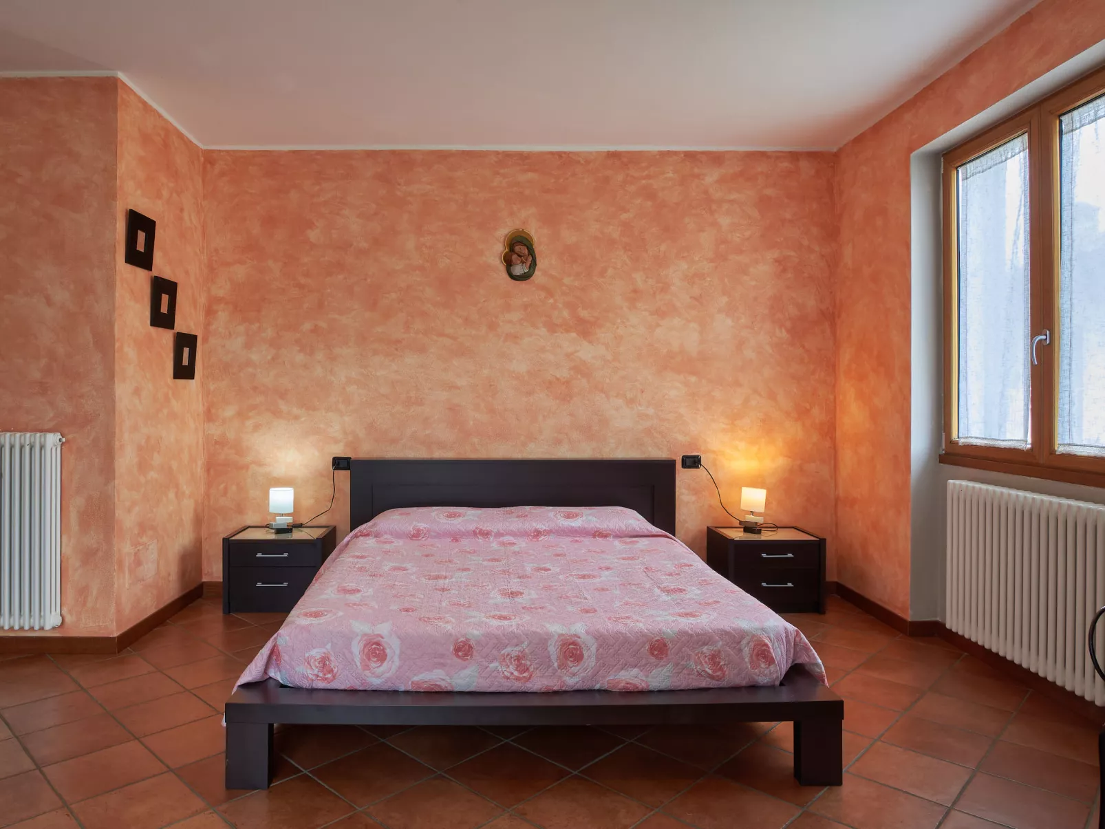 Gigliola (CCO390)-Inside