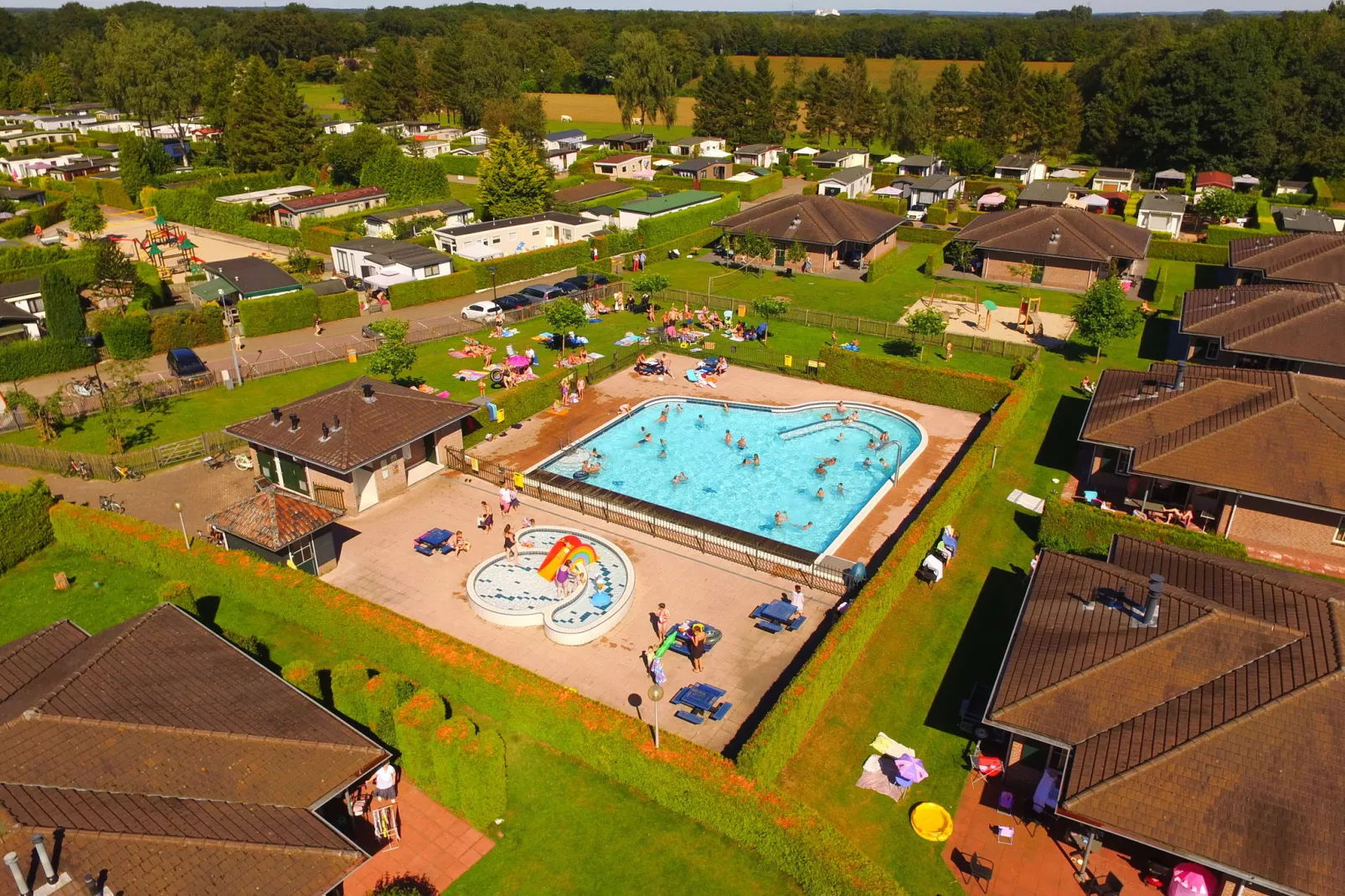 Recreatiepark de Boshoek 12-Park facilities