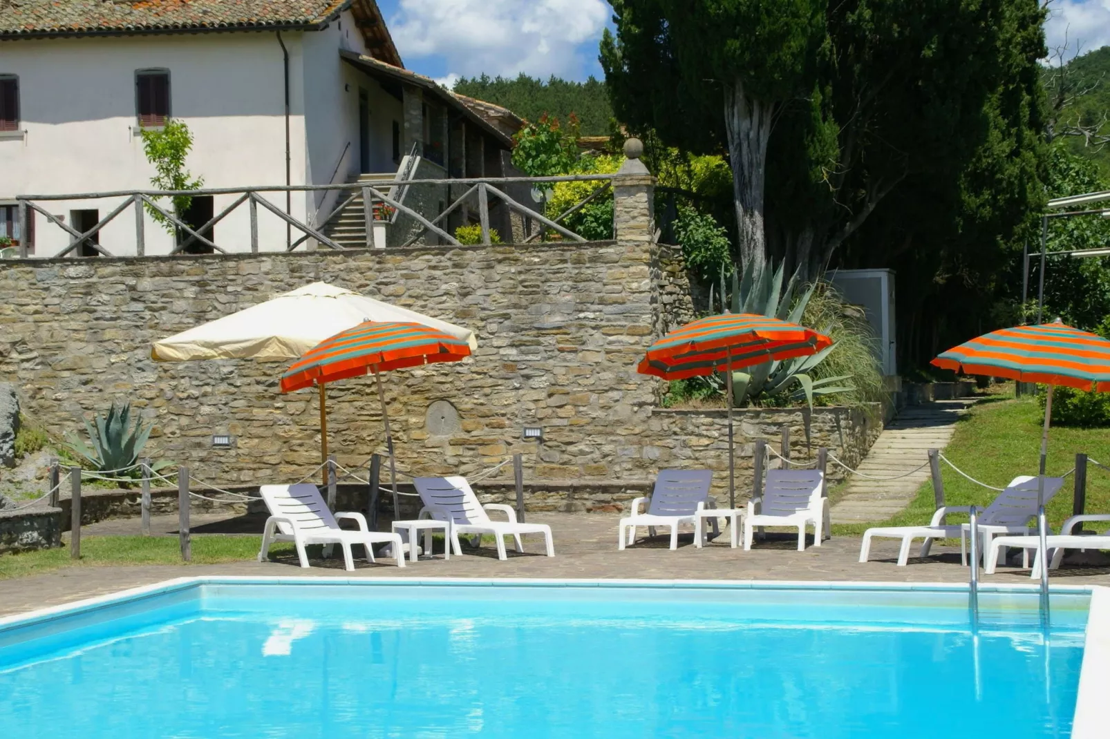 Vaschi Undici Trilo Sei-Pool