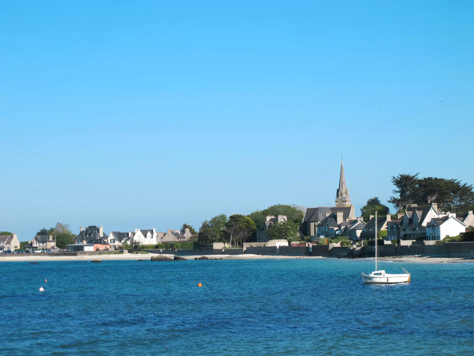 Le Petit Bonheur-Area