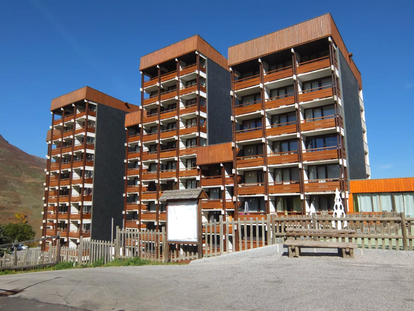 Burons R05-Dehors