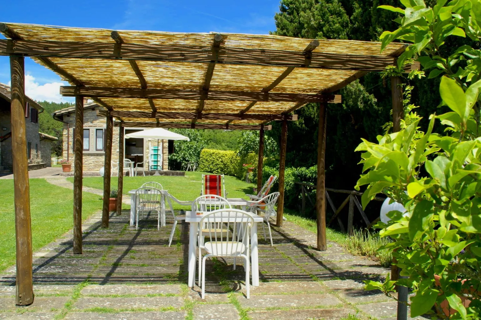 Vaschi Undici Trilo Sei-Terrace balcony