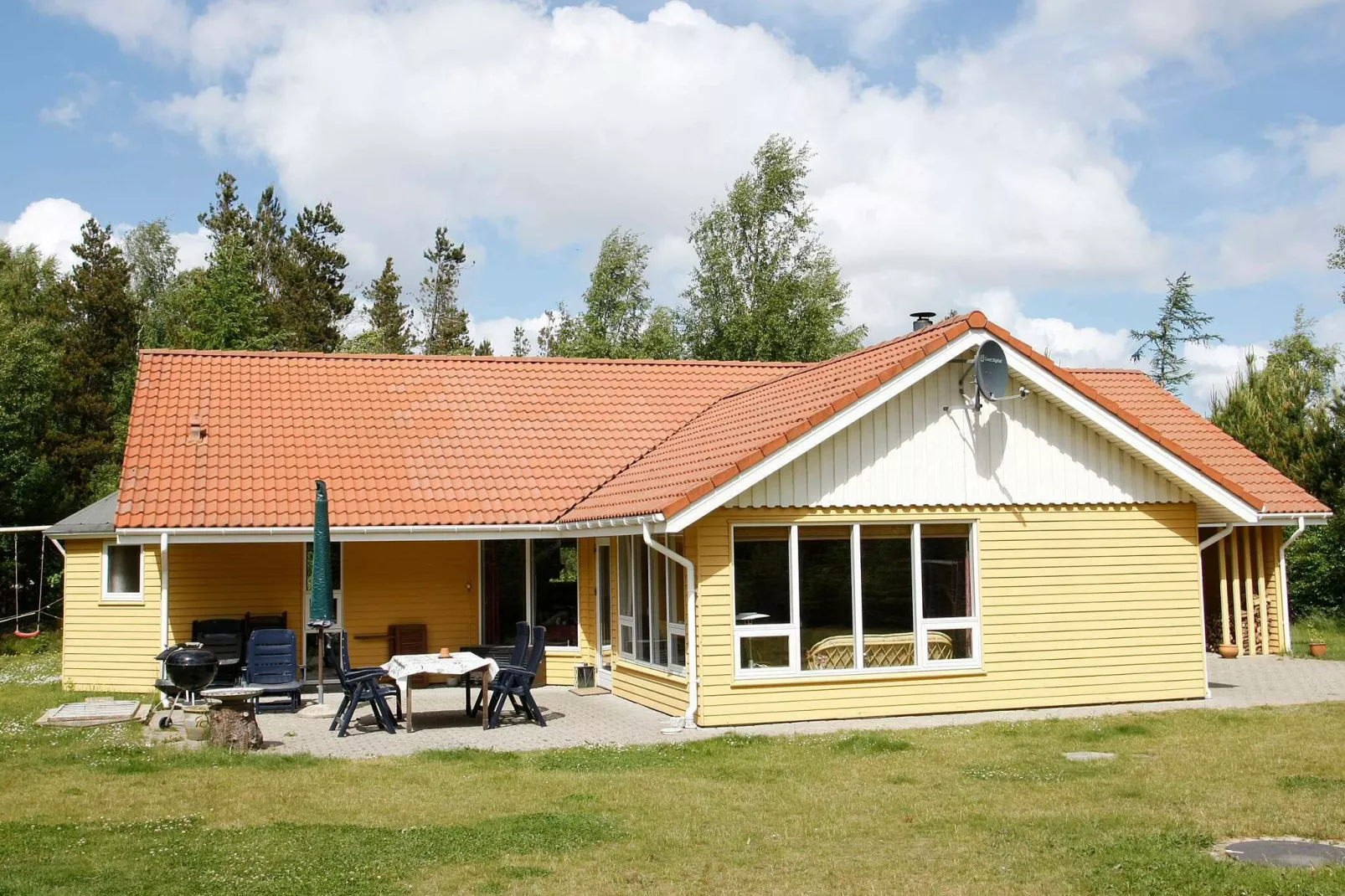 10 person holiday home in Højslev-By Traum-Outdoor
