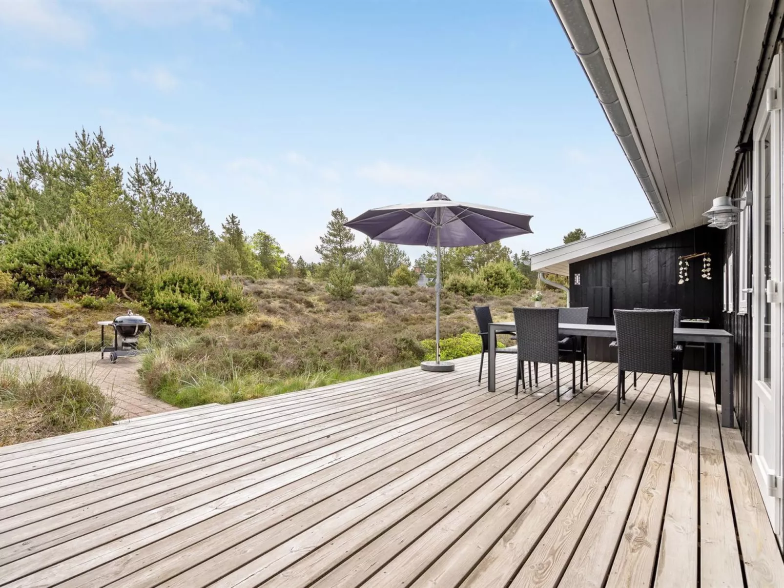 "Fredrikka" - 3.9km from the sea-Outside