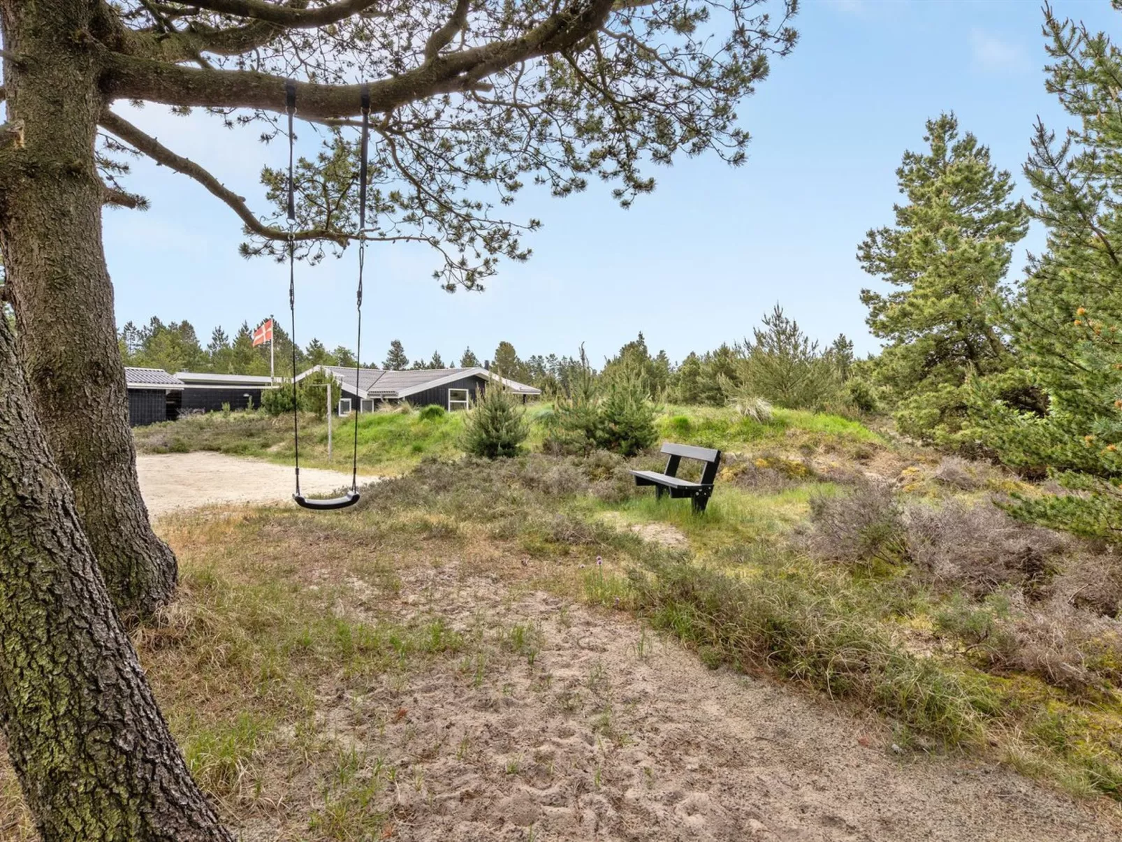 "Fredrikka" - 3.9km from the sea-Outside