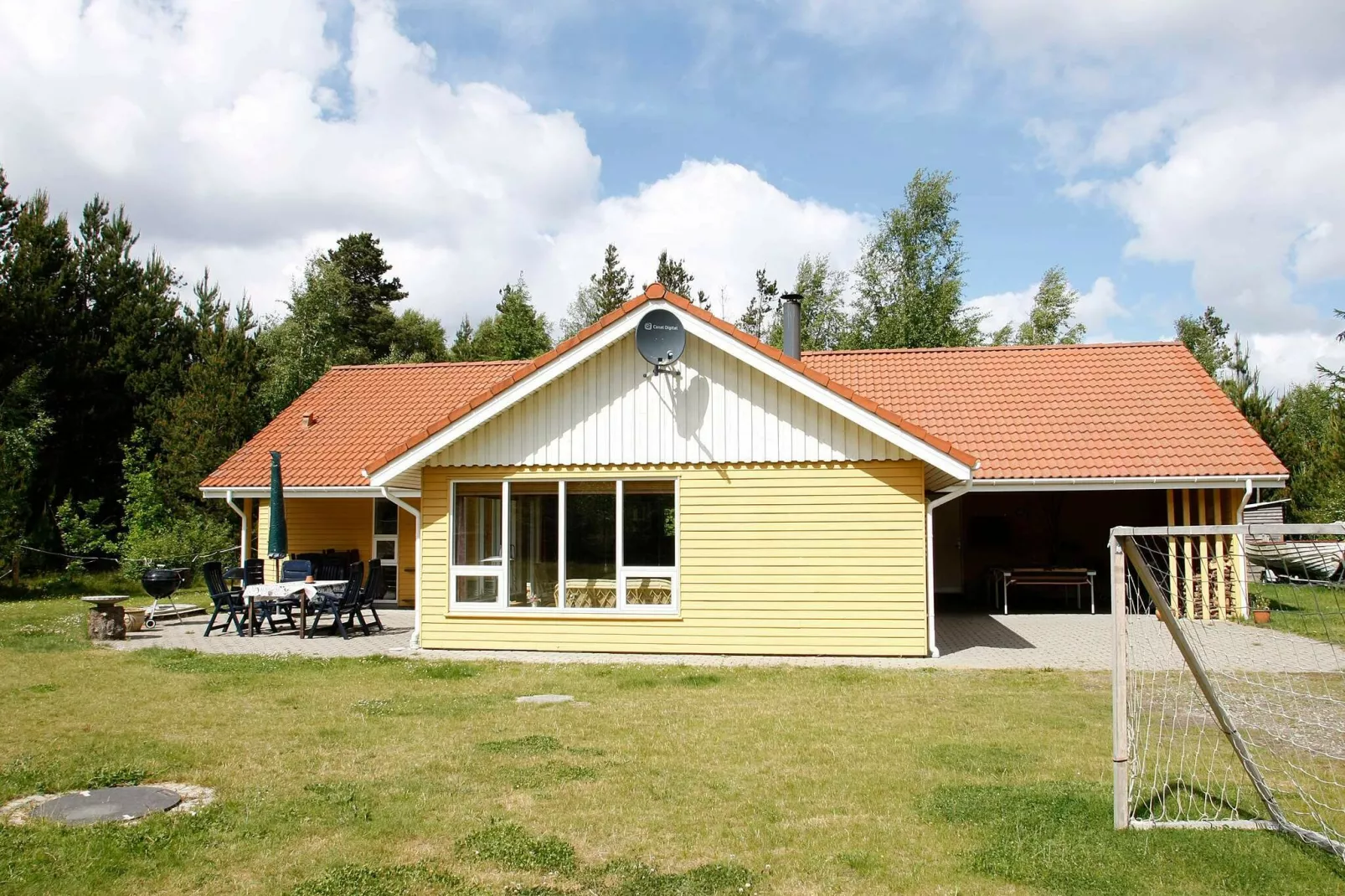 10 person holiday home in Højslev-By Traum-Outdoor