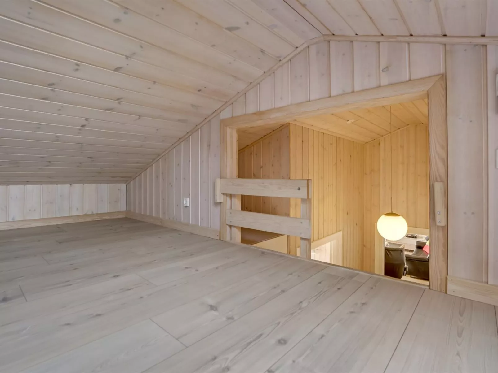 "Haghbarth" - 2.3km from the sea-Inside