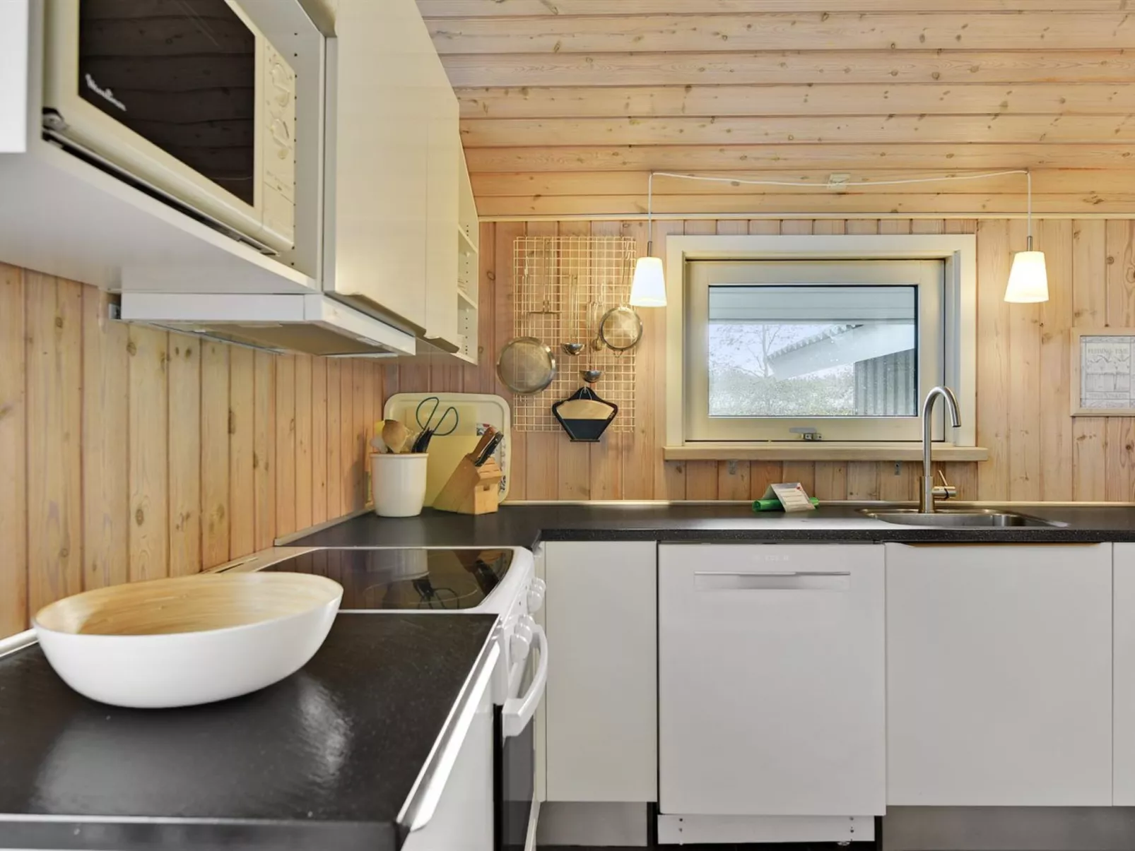"Nanne" - 1km from the sea-Inside