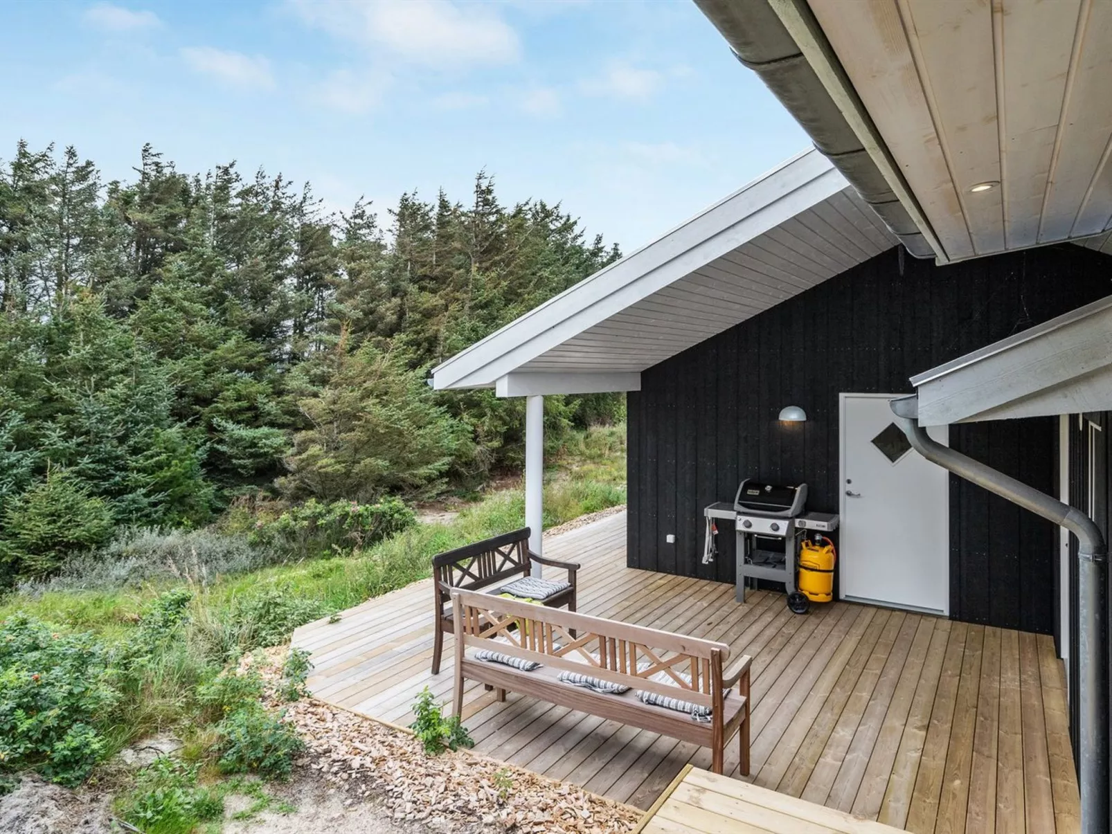 "Elna" - 400m from the sea-Outside