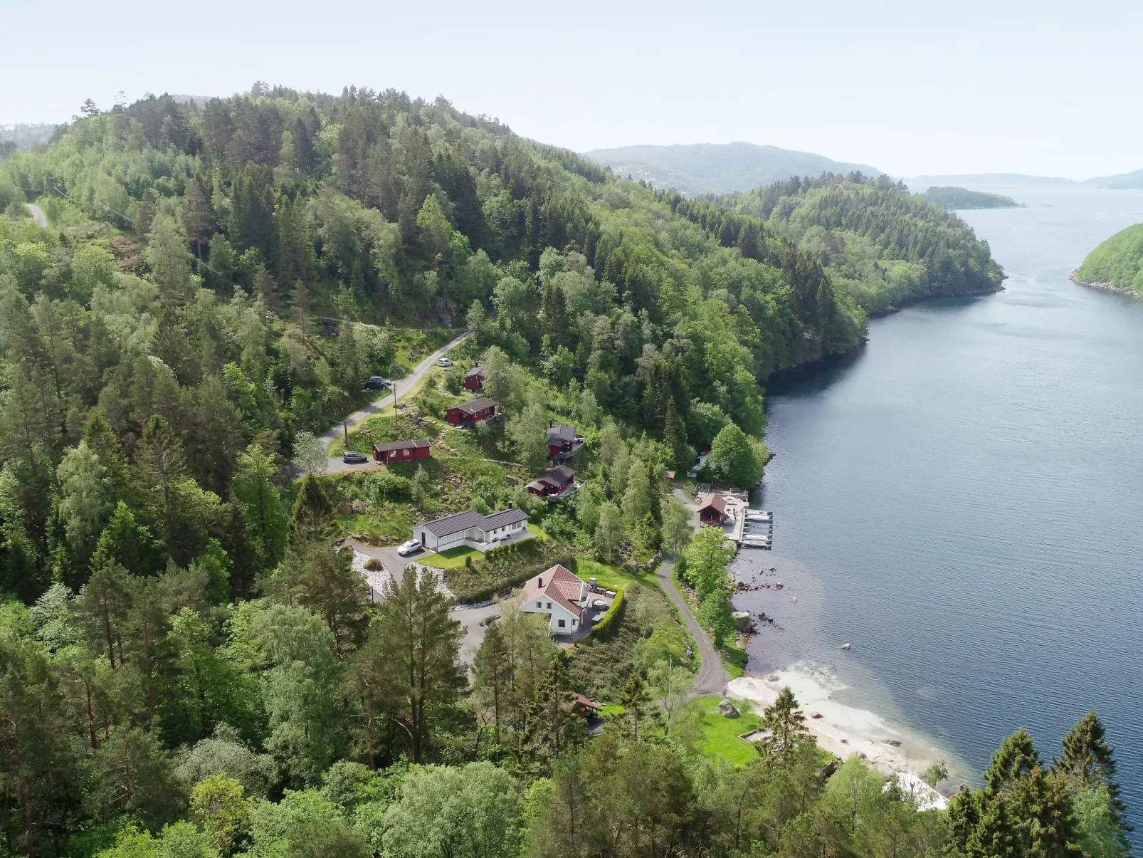 Naudøyna-Outside