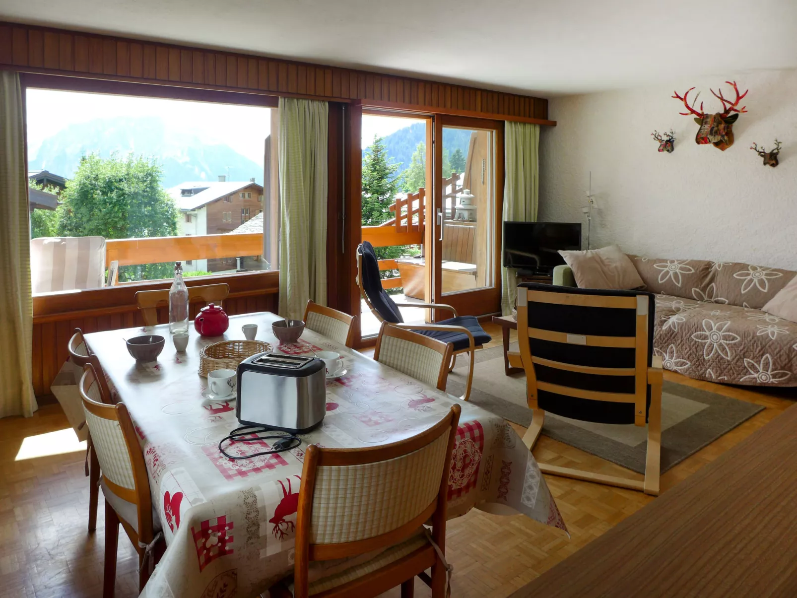 Val Neige 11-Inside