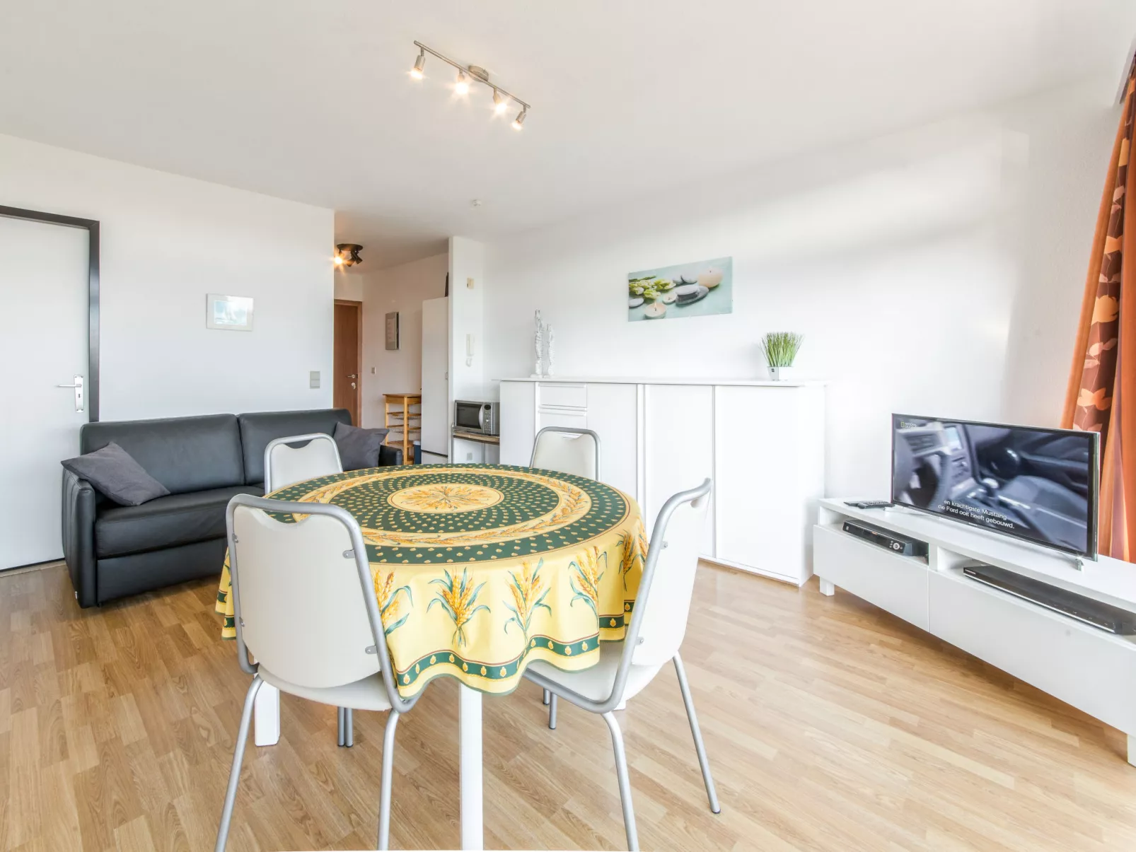Appartement 64/202-Drinnen