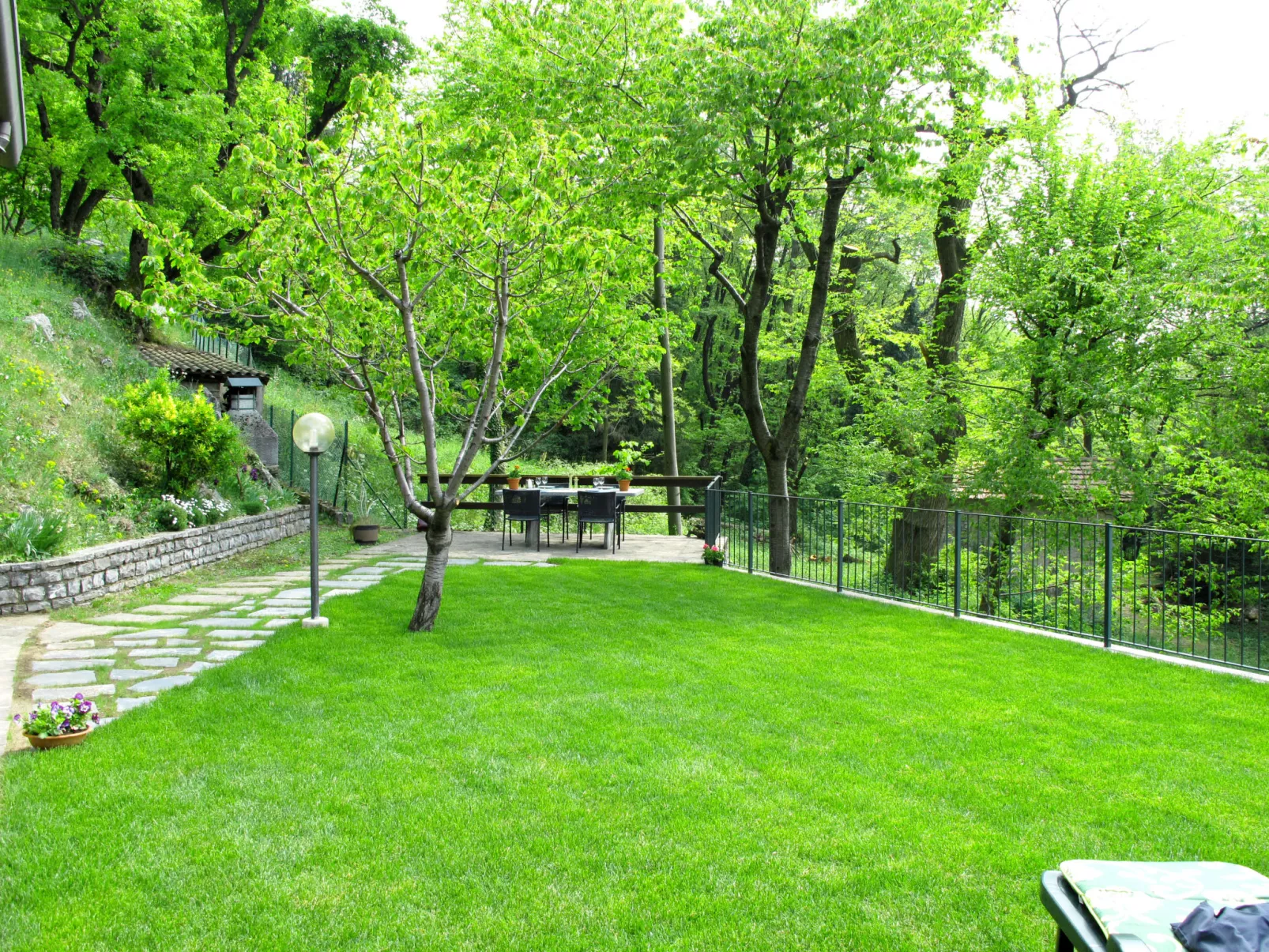 Ronco (VNA216)-Outside