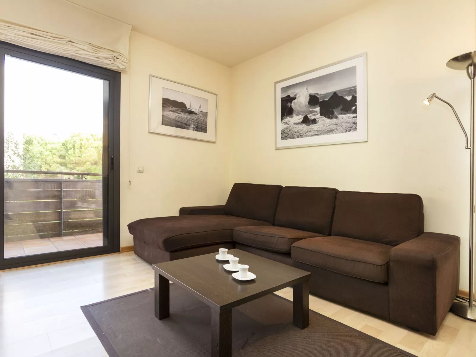 Lloret Garden-Inside
