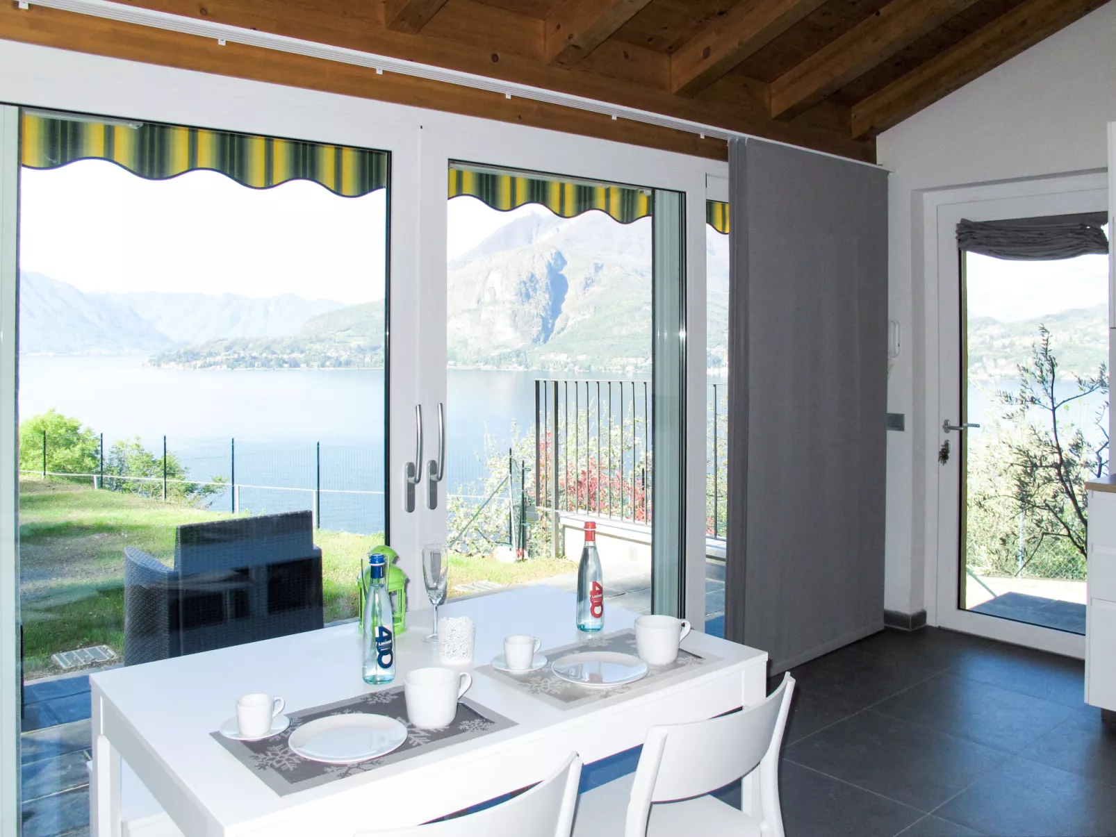 Lacum Lux Resort-Inside