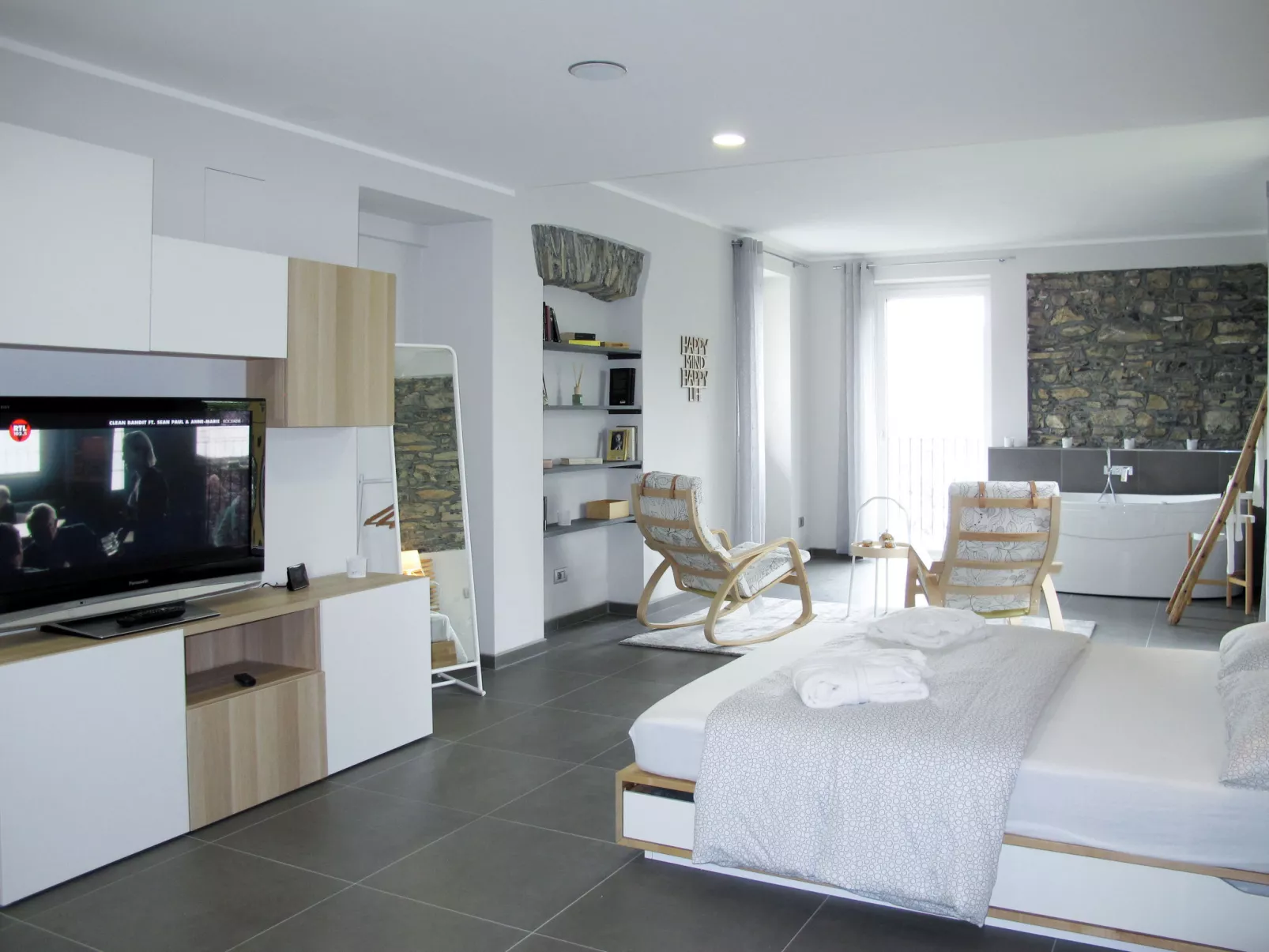 Lacum Lux Resort-Inside