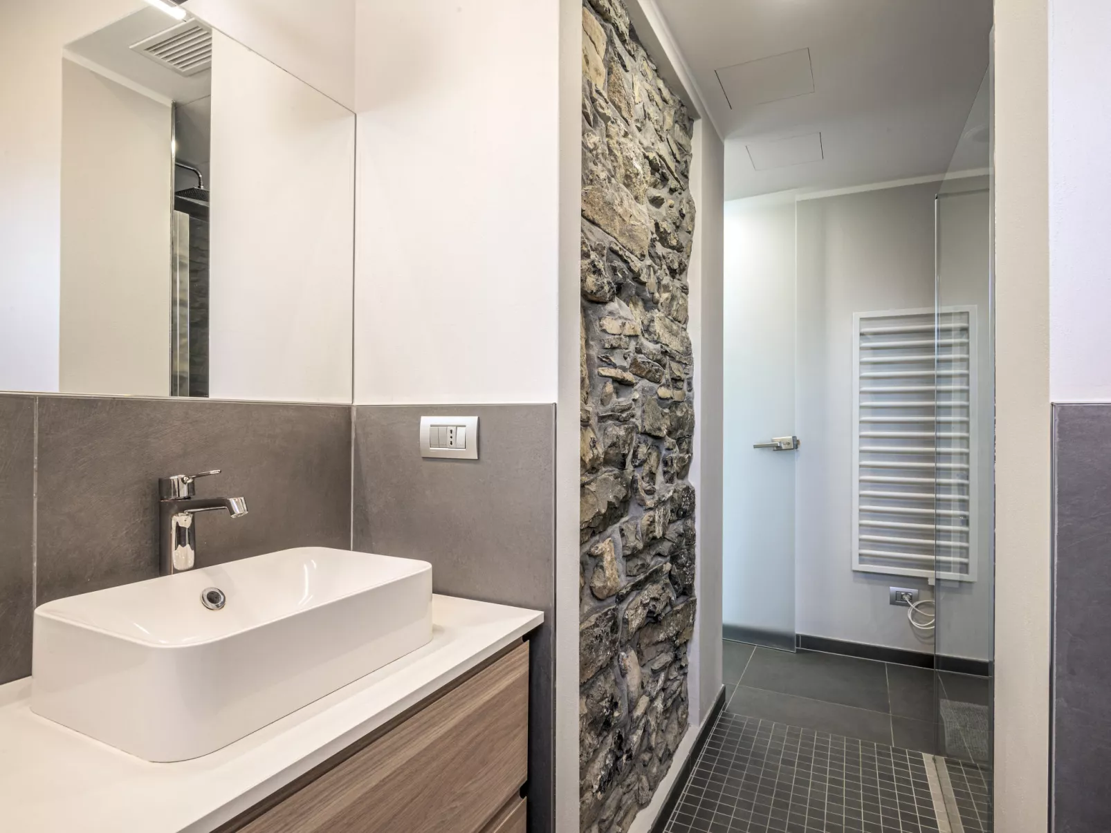Lacum Lux Resort-Inside