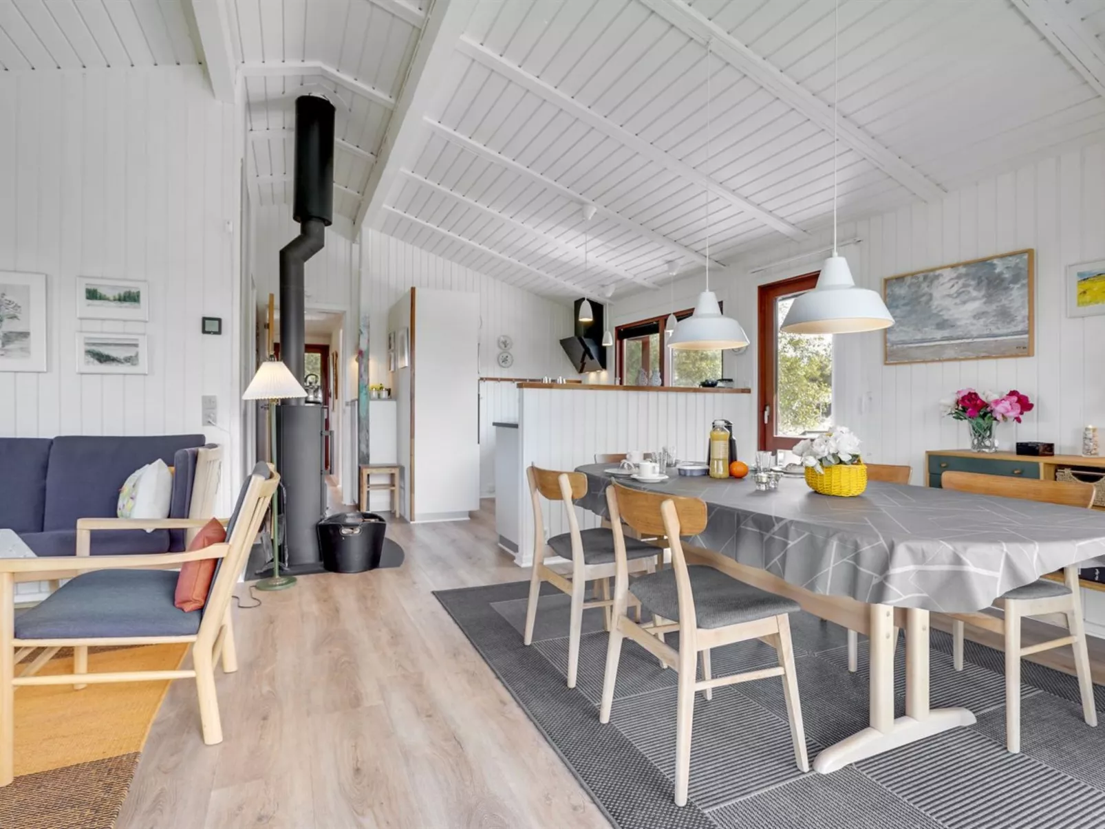 "Arjuna" - 3.8km from the sea-Inside