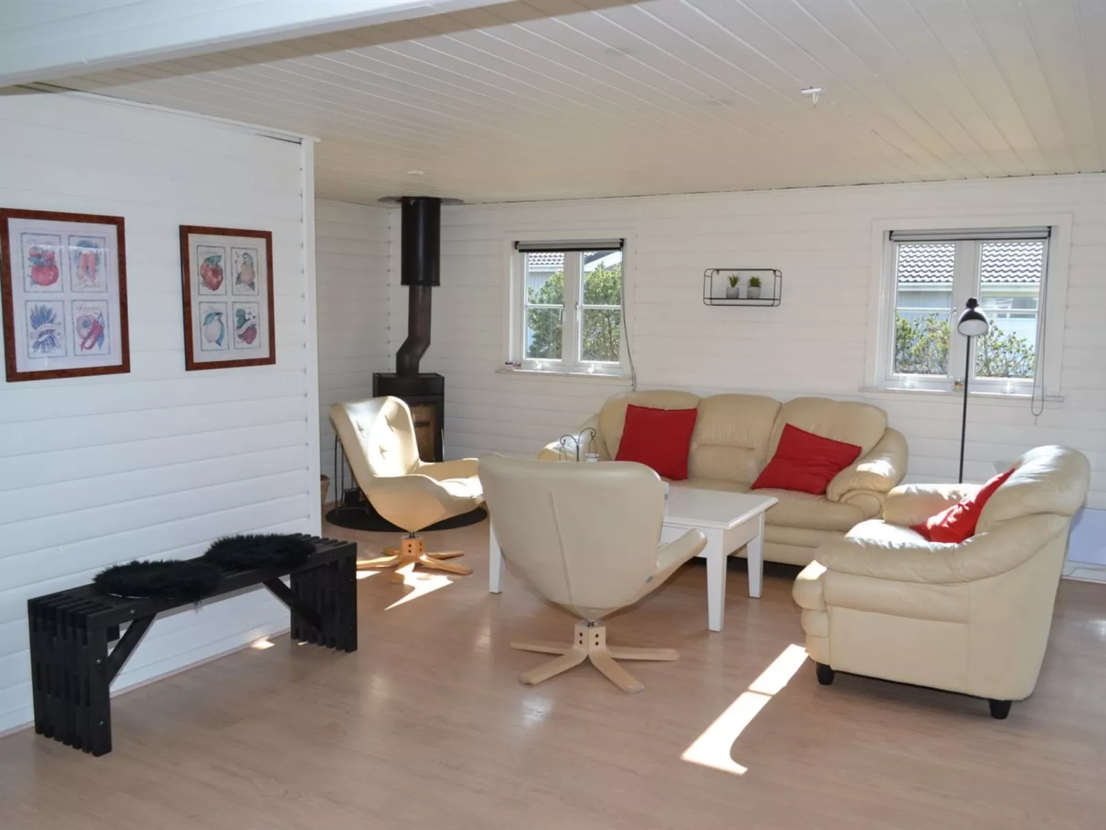 "Aika" - 500m from the sea-Inside