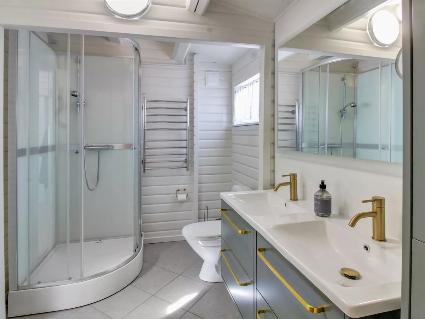 "Aika" - 500m from the sea-Inside