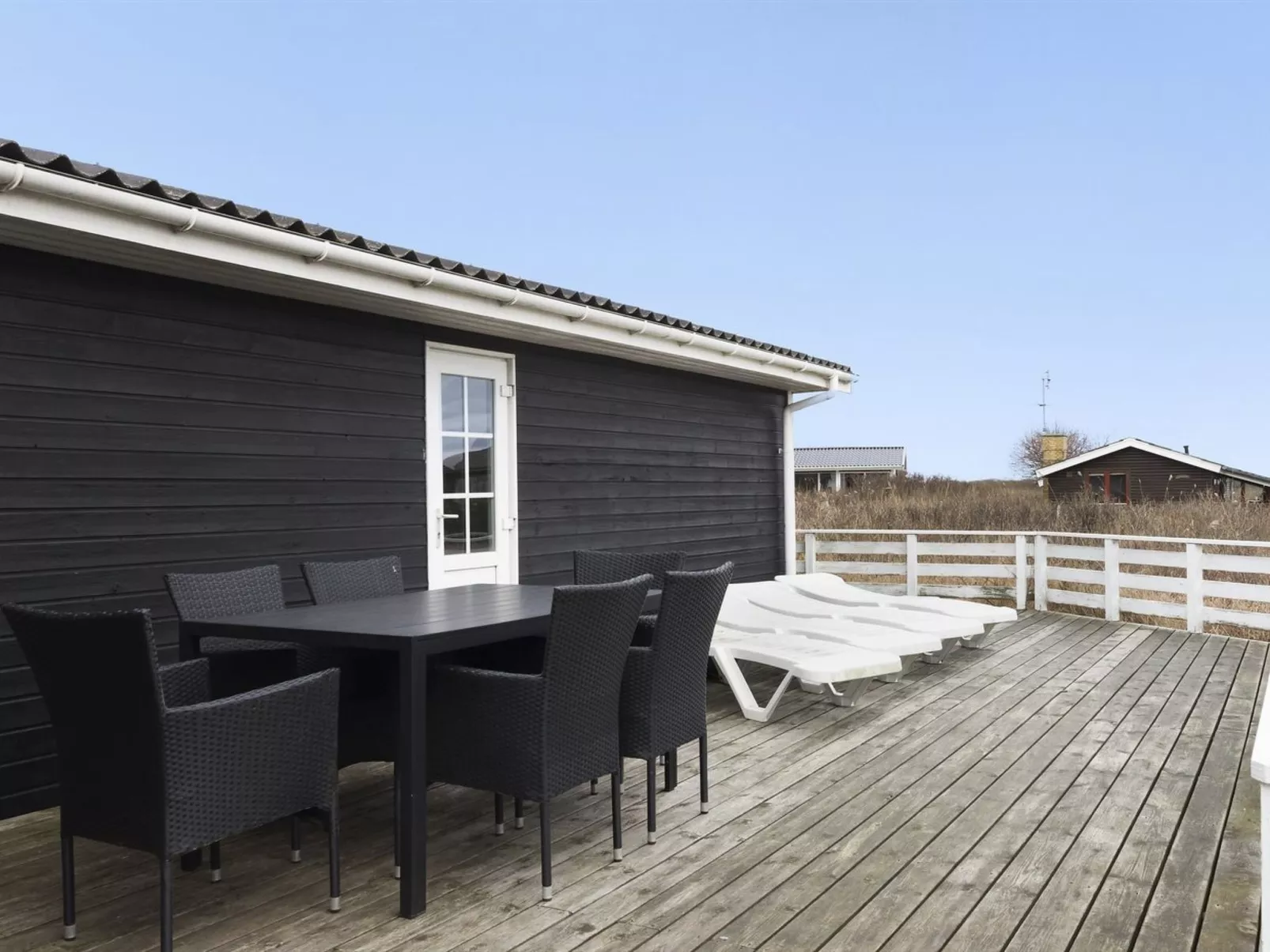 "Aika" - 500m from the sea-Outside