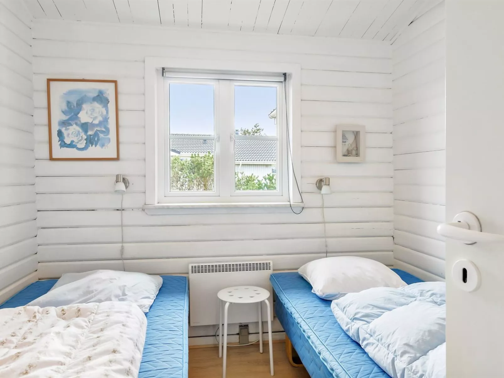 "Aika" - 500m from the sea-Inside