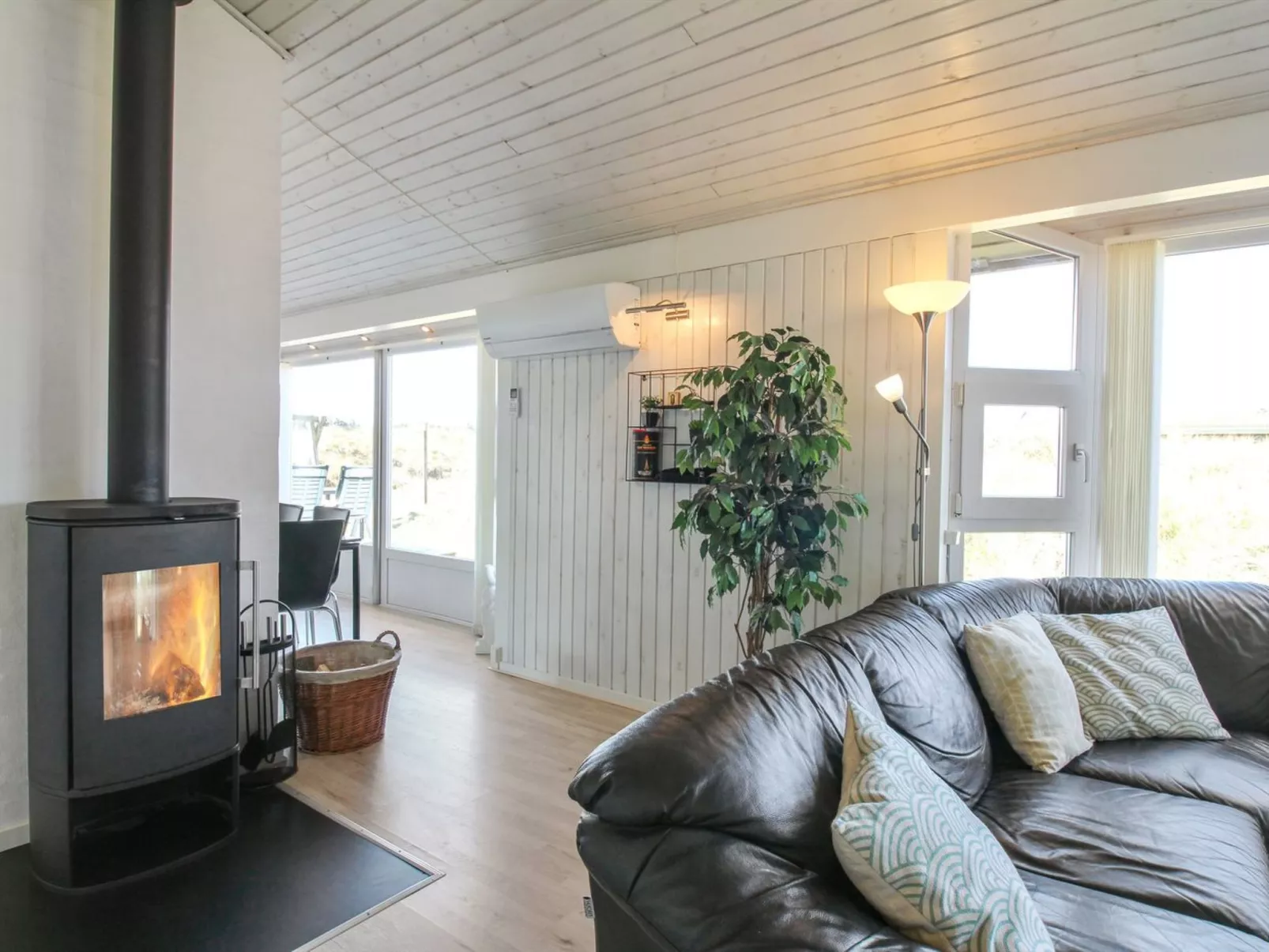 "Falka" - 800m from the sea-Outside