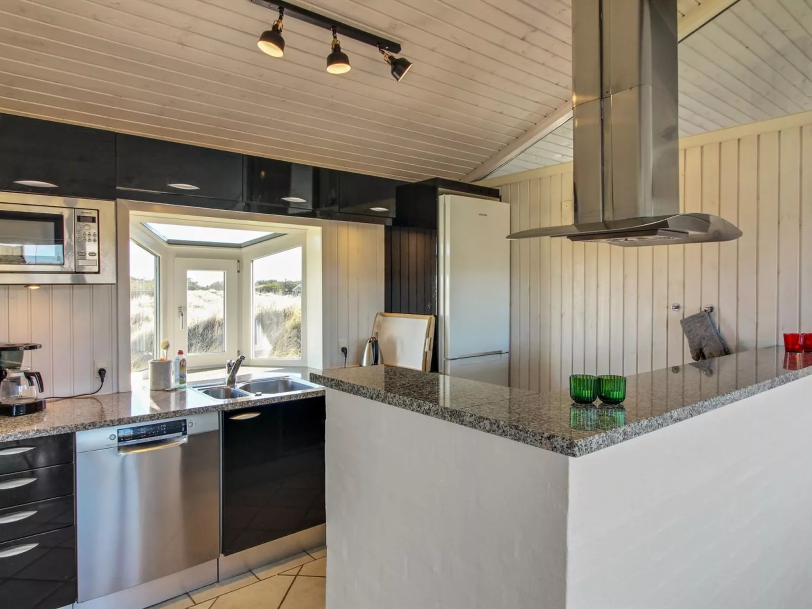 "Falka" - 800m from the sea-Inside