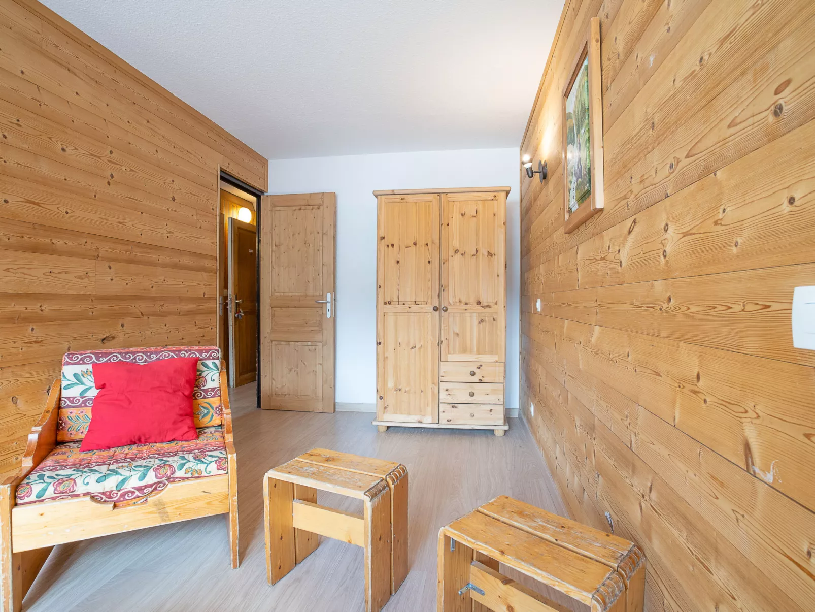 Arcelle 203-Inside