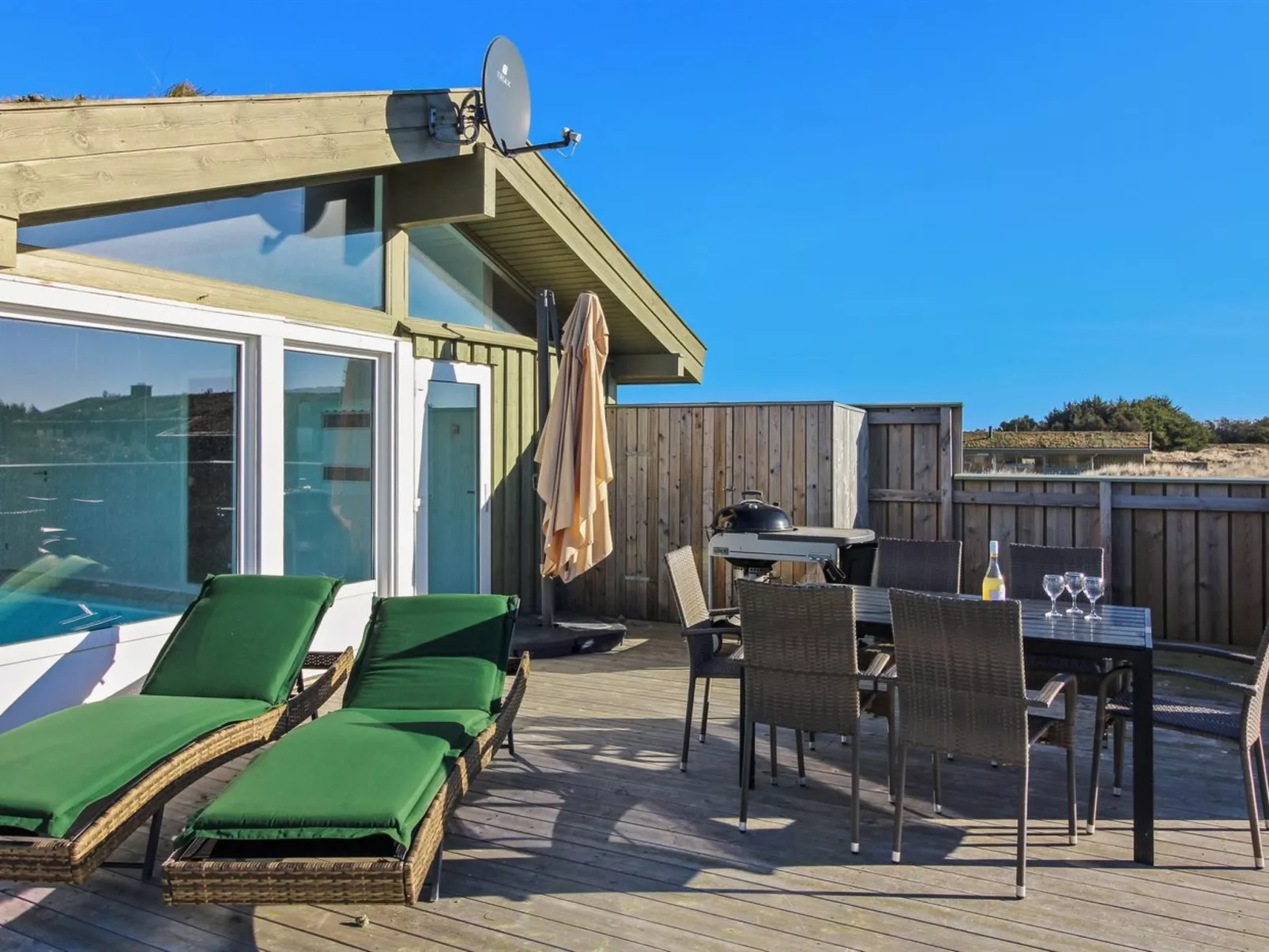 "Falka" - 800m from the sea-Outside