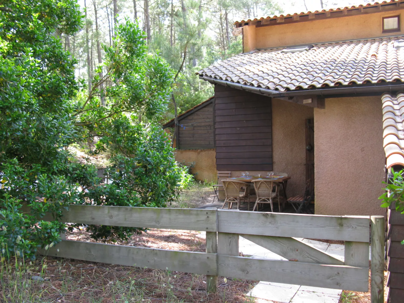 Les maisons de la forêt-Outside