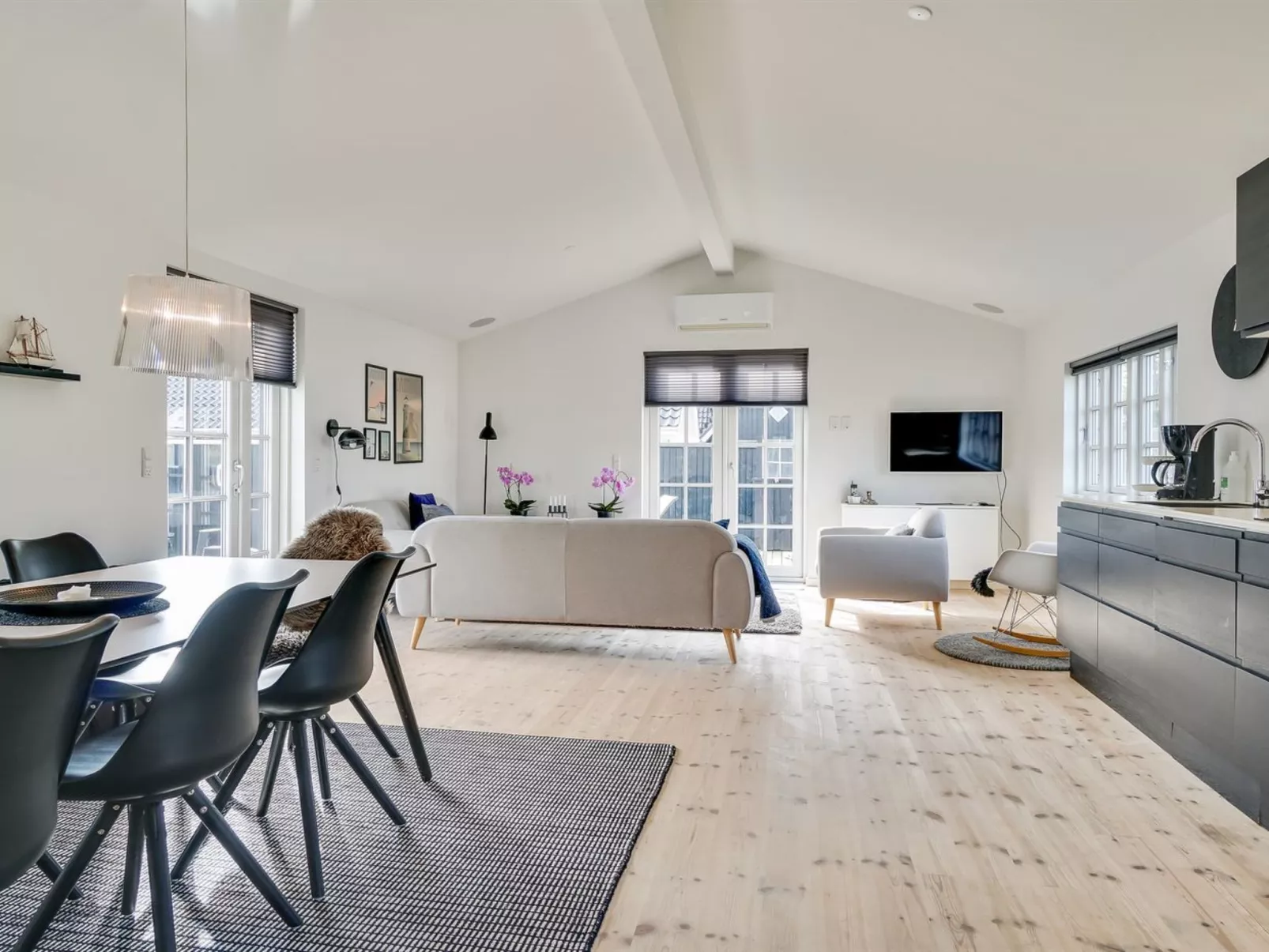 "Wiebke" - 200m from the sea-Inside
