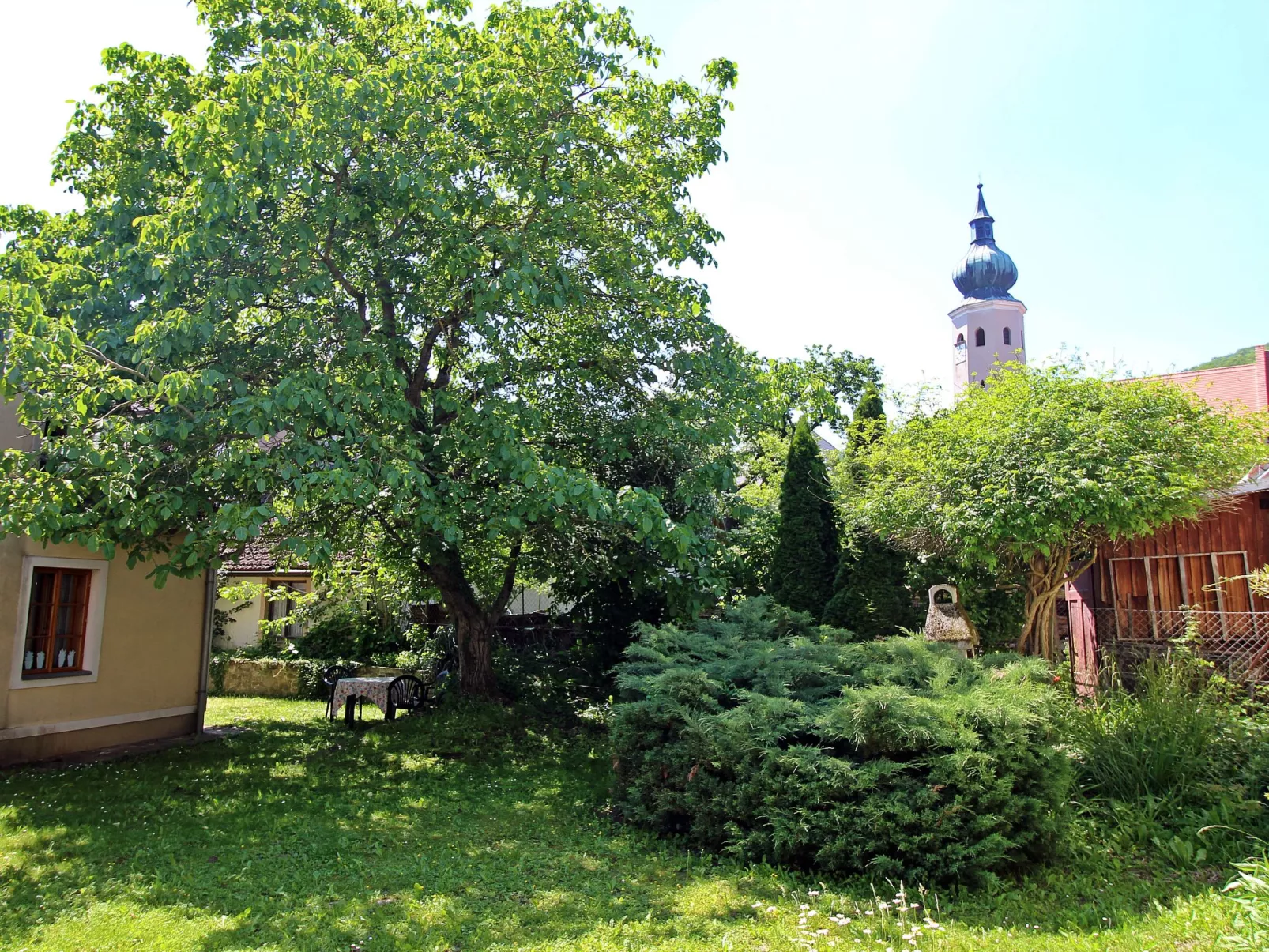 Alte Post-Outside