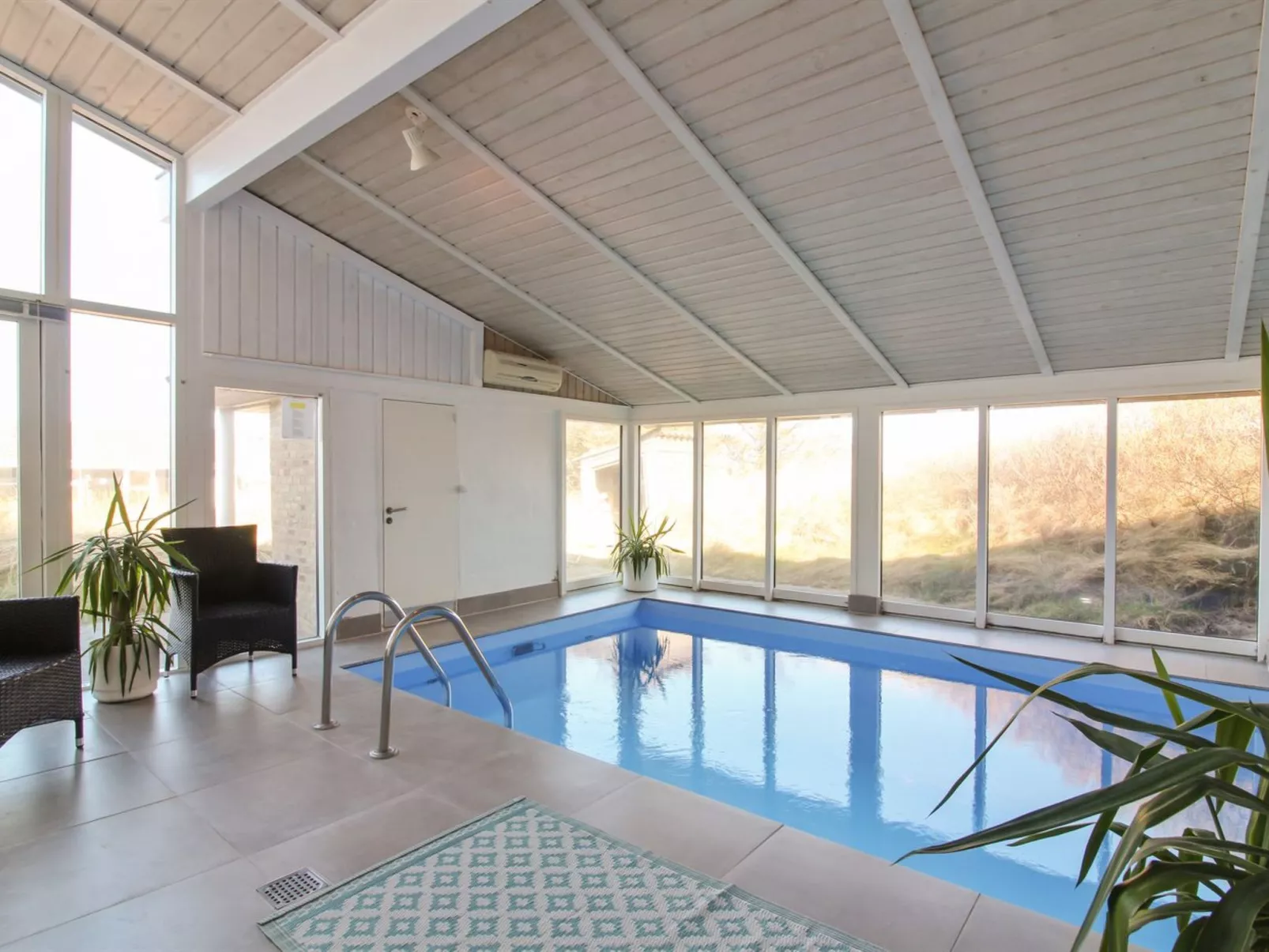 "Judeth" - 300m from the sea-Outside