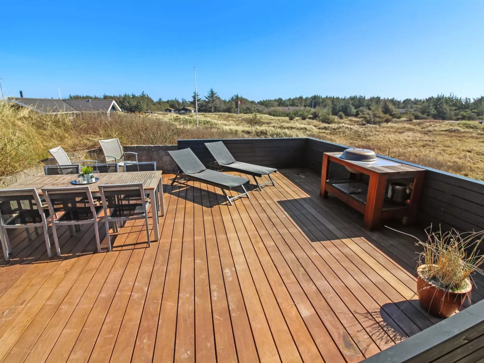 "Judeth" - 300m from the sea-Outside
