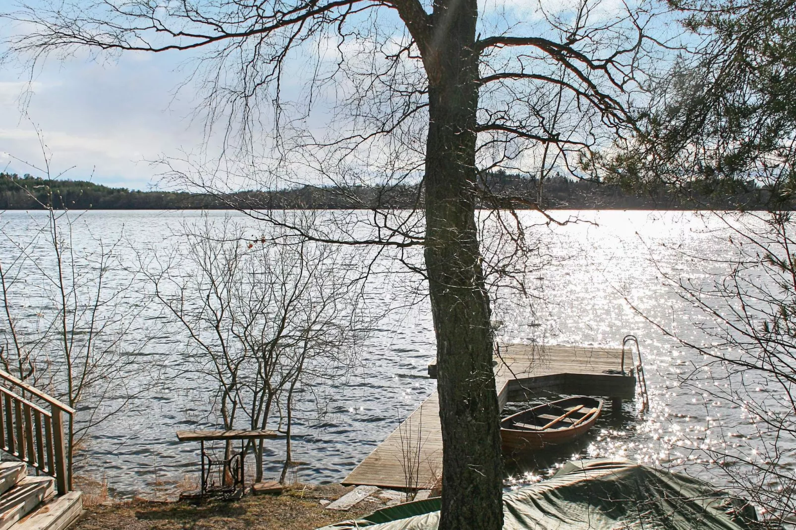 4 person holiday home in FäRENTUNA-Water view